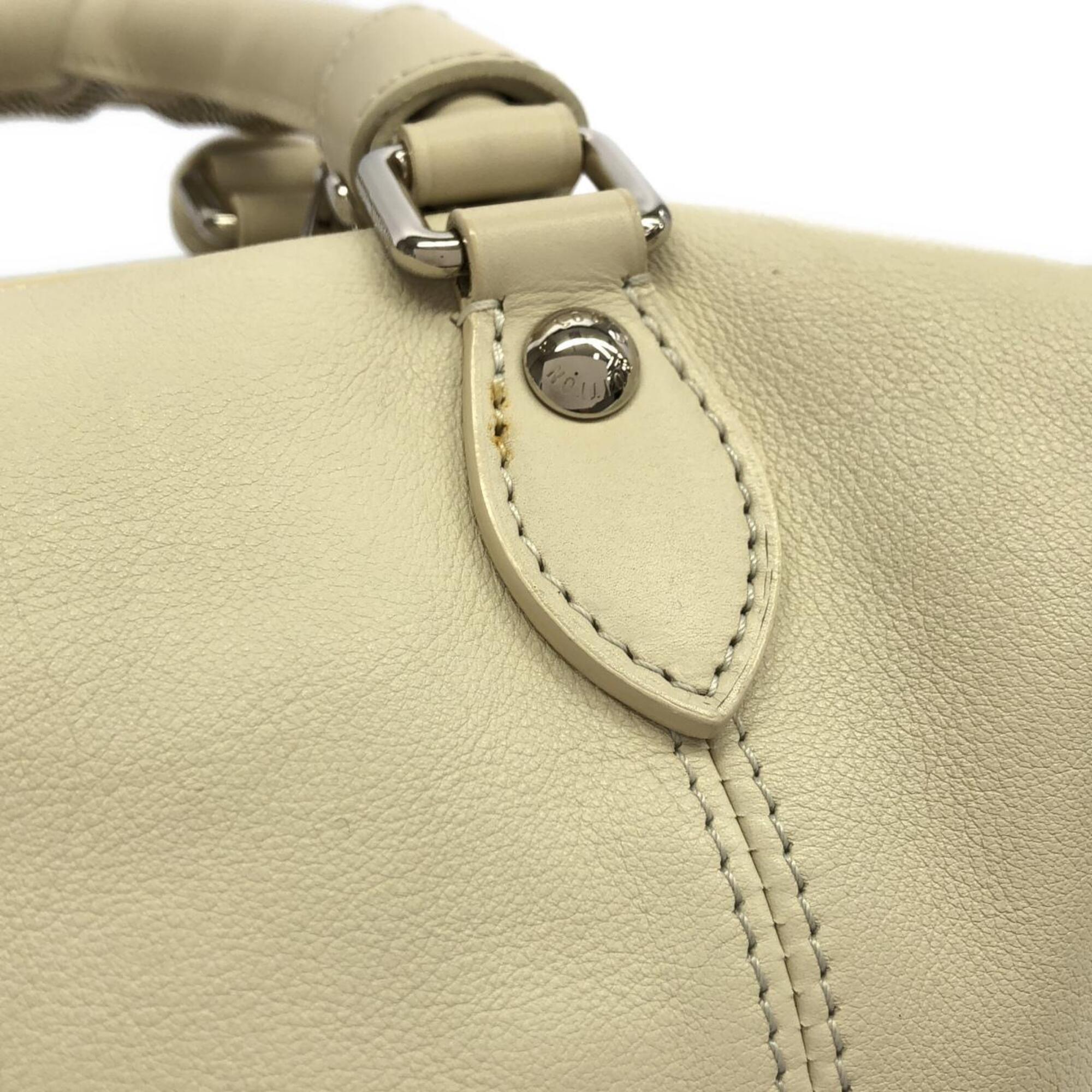 Louis Vuitton Ivory Leather Handbag (Pre-Owned)