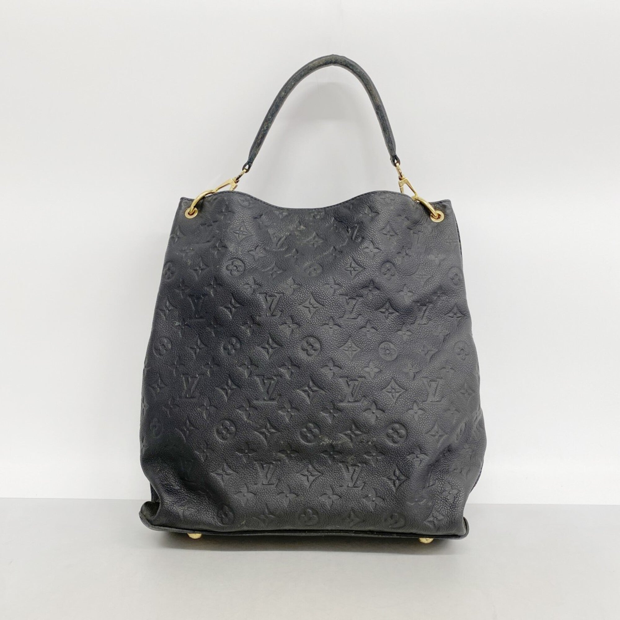 Louis Vuitton Noir Handbag (Pre-Owned)