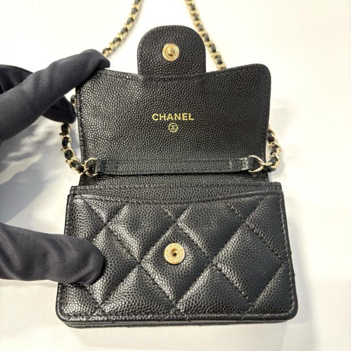 Chanel Black Grained Calfskin Pochette (Pre-Owned)