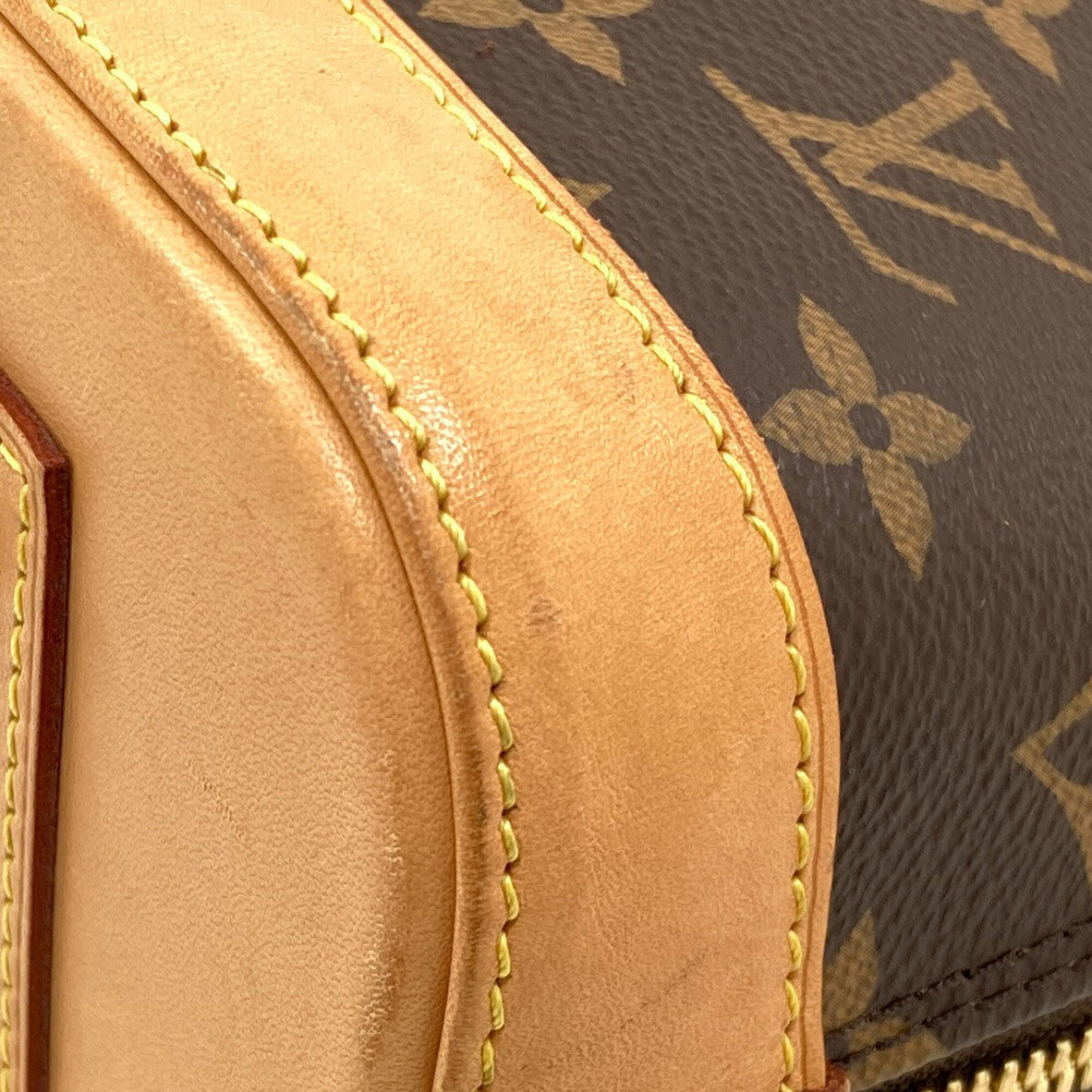 Louis Vuitton Brown Monogram Monogram Canvas Handbag (Pre-Owned)