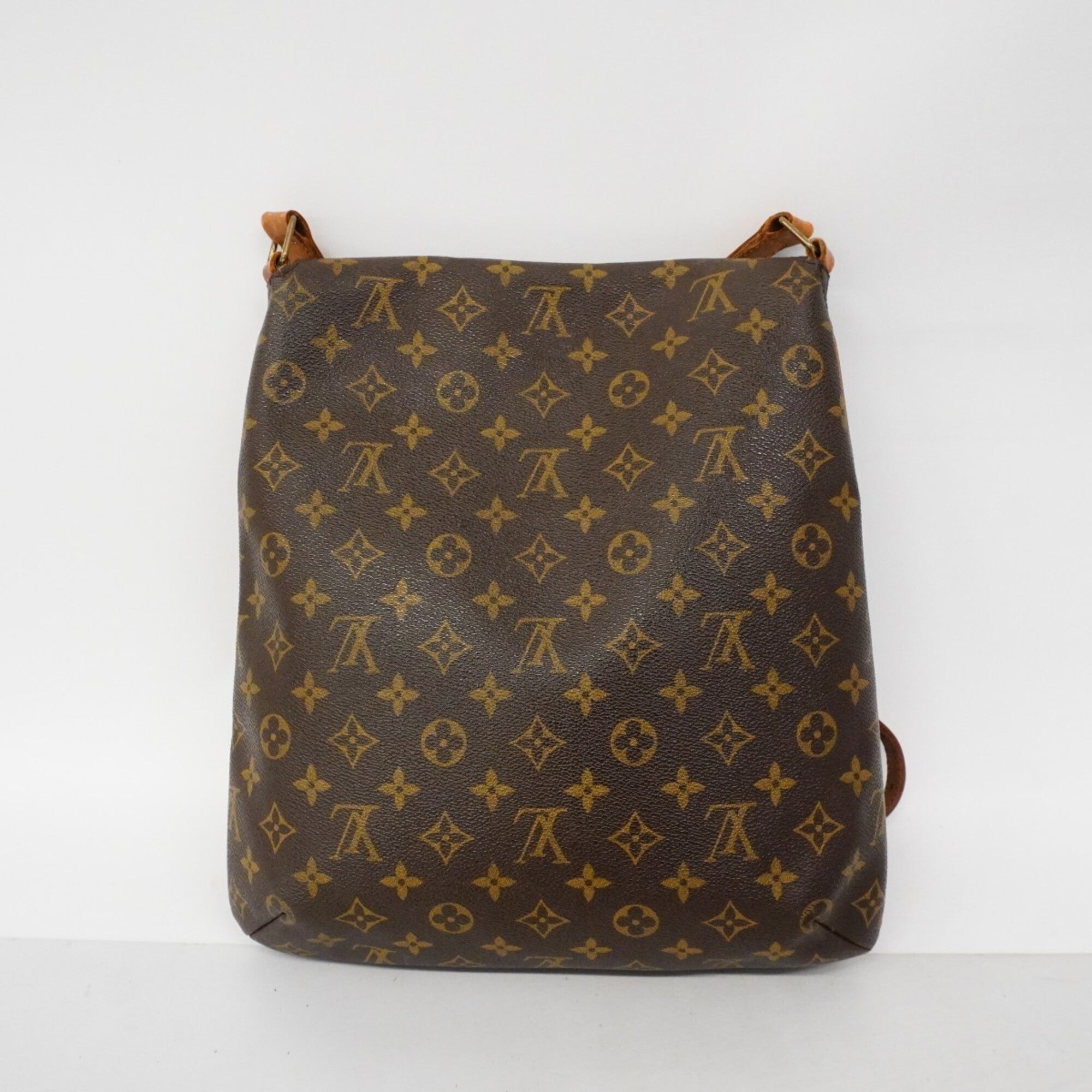 Louis Vuitton Brown Shoulder Bag (Pre-Owned)