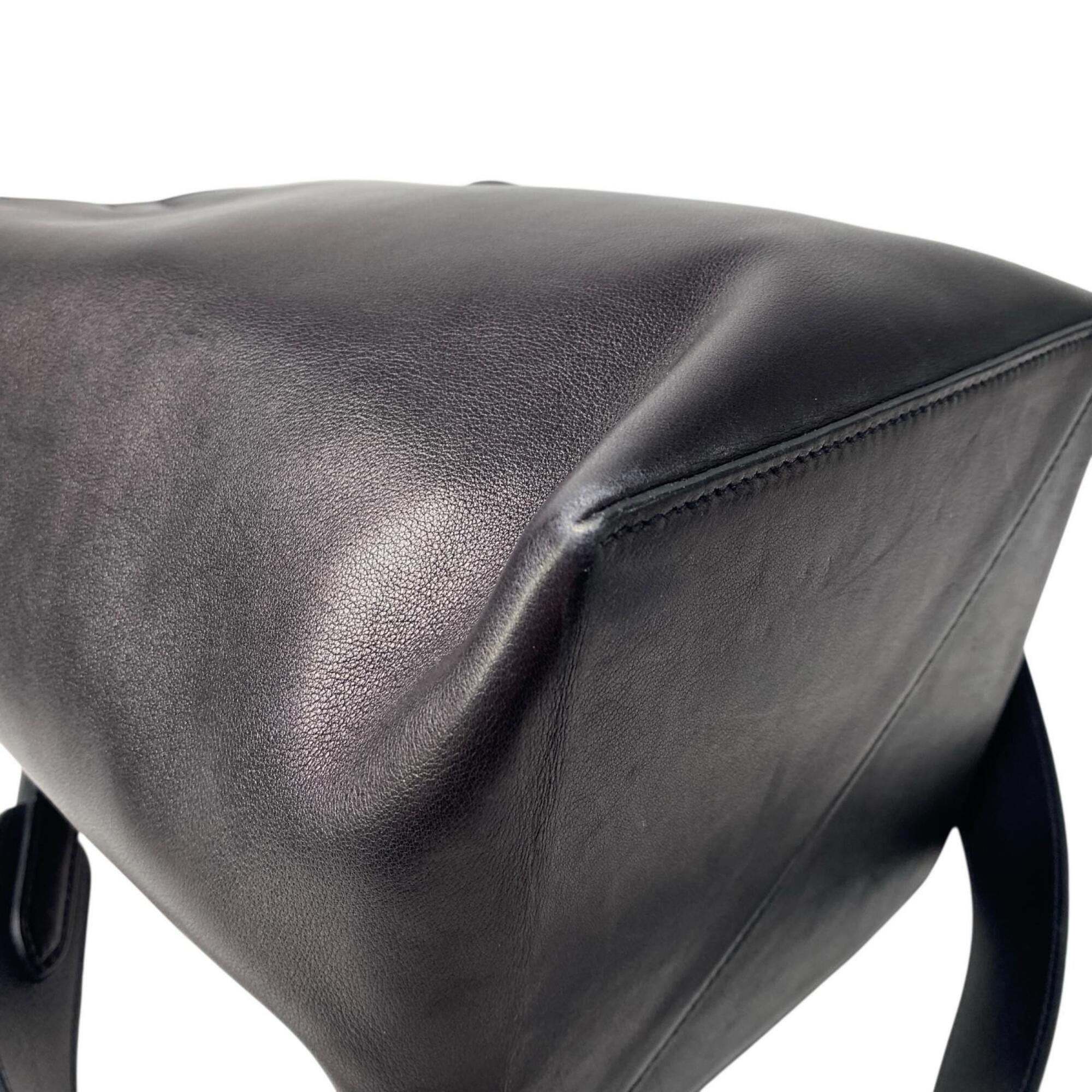 Hermes Black Shoulder Bag (Pre-Owned)