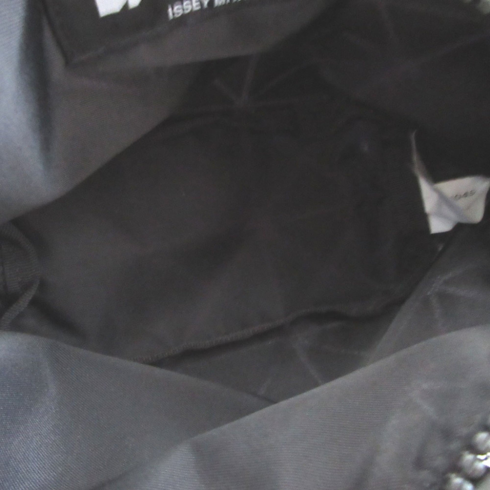 Issey Miyake Silver Pvc Pouch (Pre-Owned)