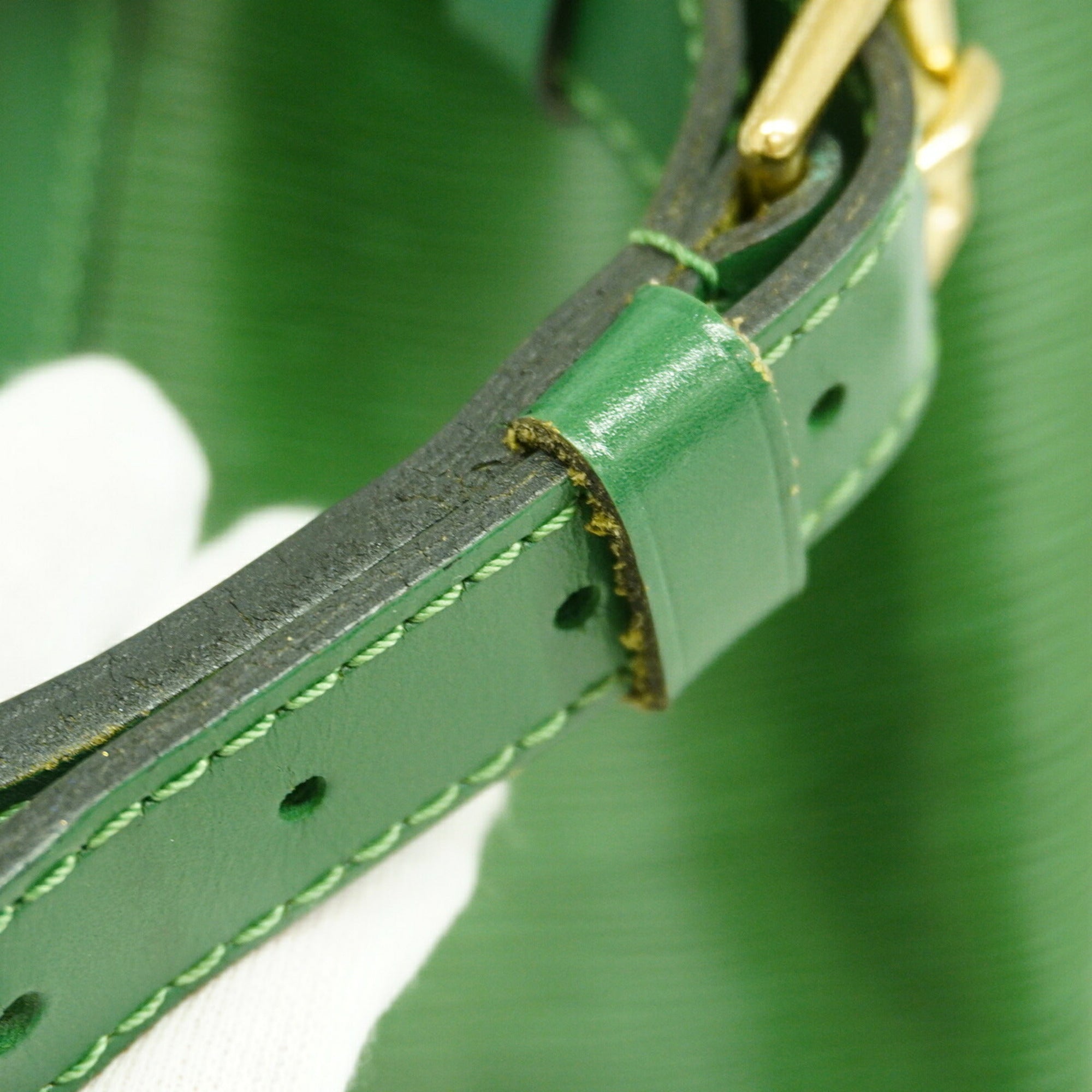Louis Vuitton Borneo Green Shoulder Bag (Pre-Owned)