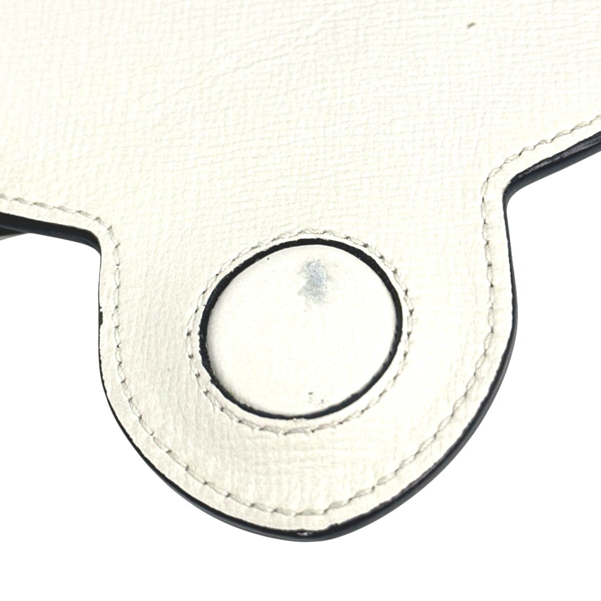 Gucci Beige Gg Canvas Shoulder Bag (Pre-Owned)