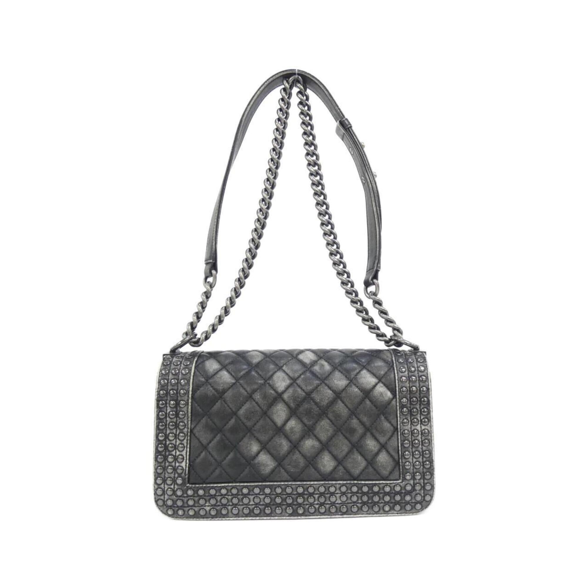 Chanel Black Leather Shoulder Bag (Pre-Owned)