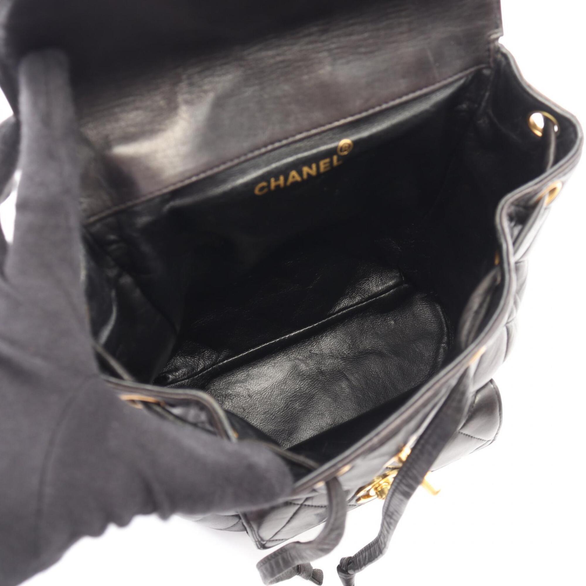 Chanel Black Leather Backpack Handbag (Pre-Owned)