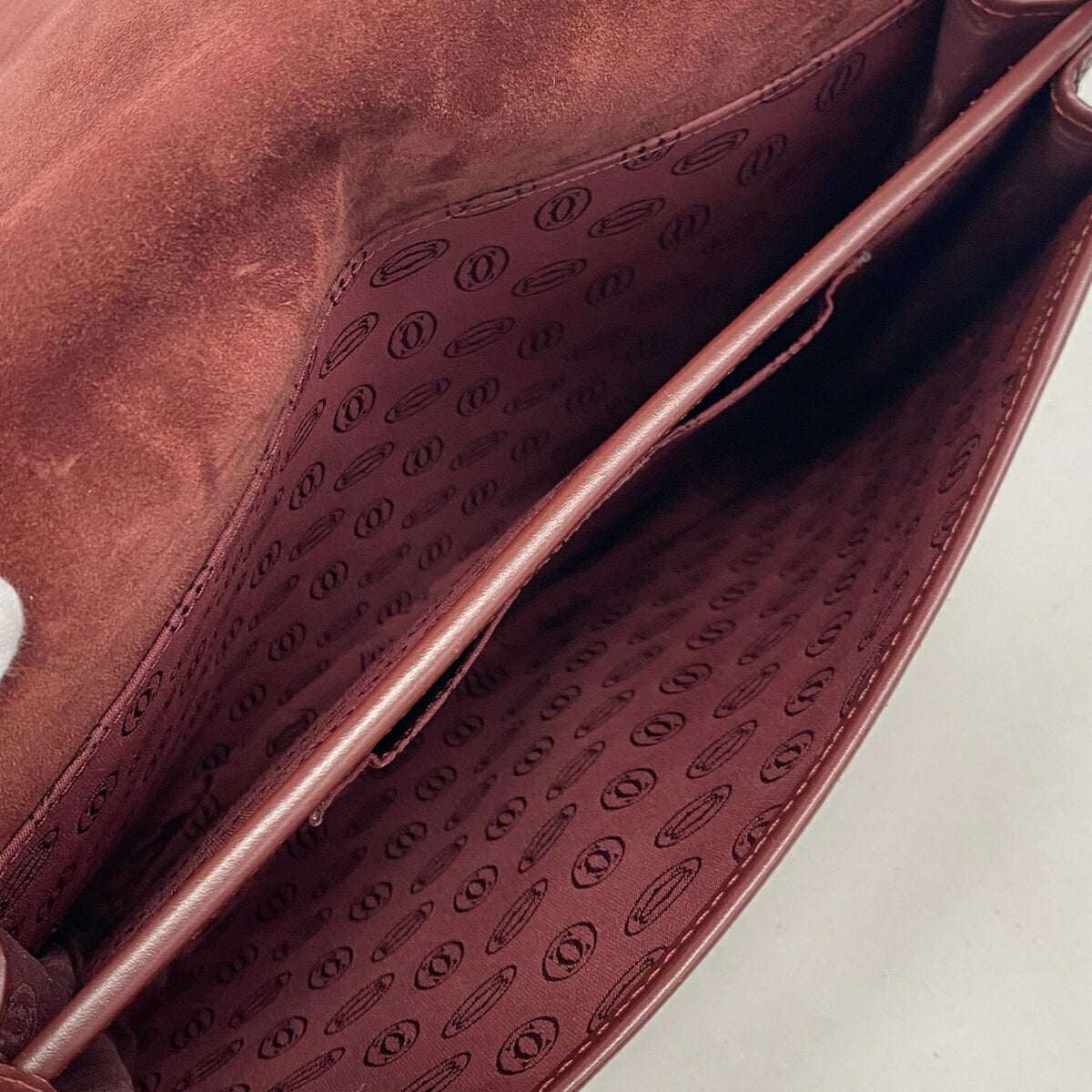 Cartier Bordeaux Leather Shoulder Bag (Pre-Owned)