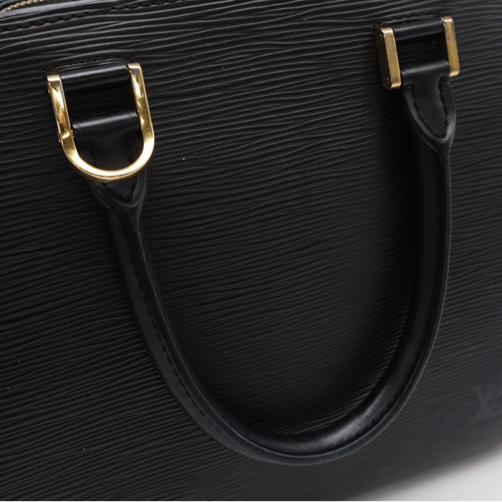 Louis Vuitton Black Leather Handbag (Pre-Owned)