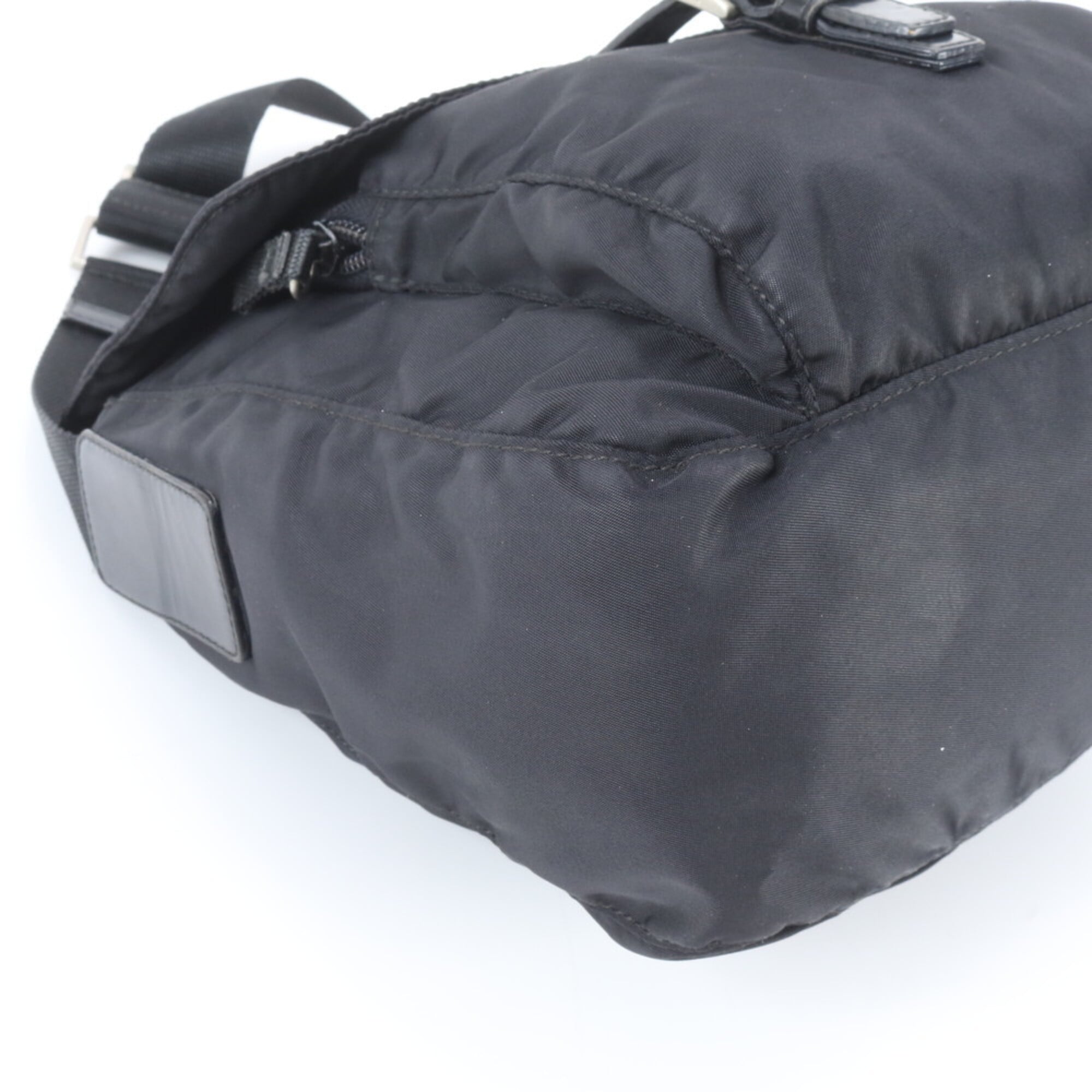 Prada Black Nylon Leather Shoulder Bag (Pre-Owned)