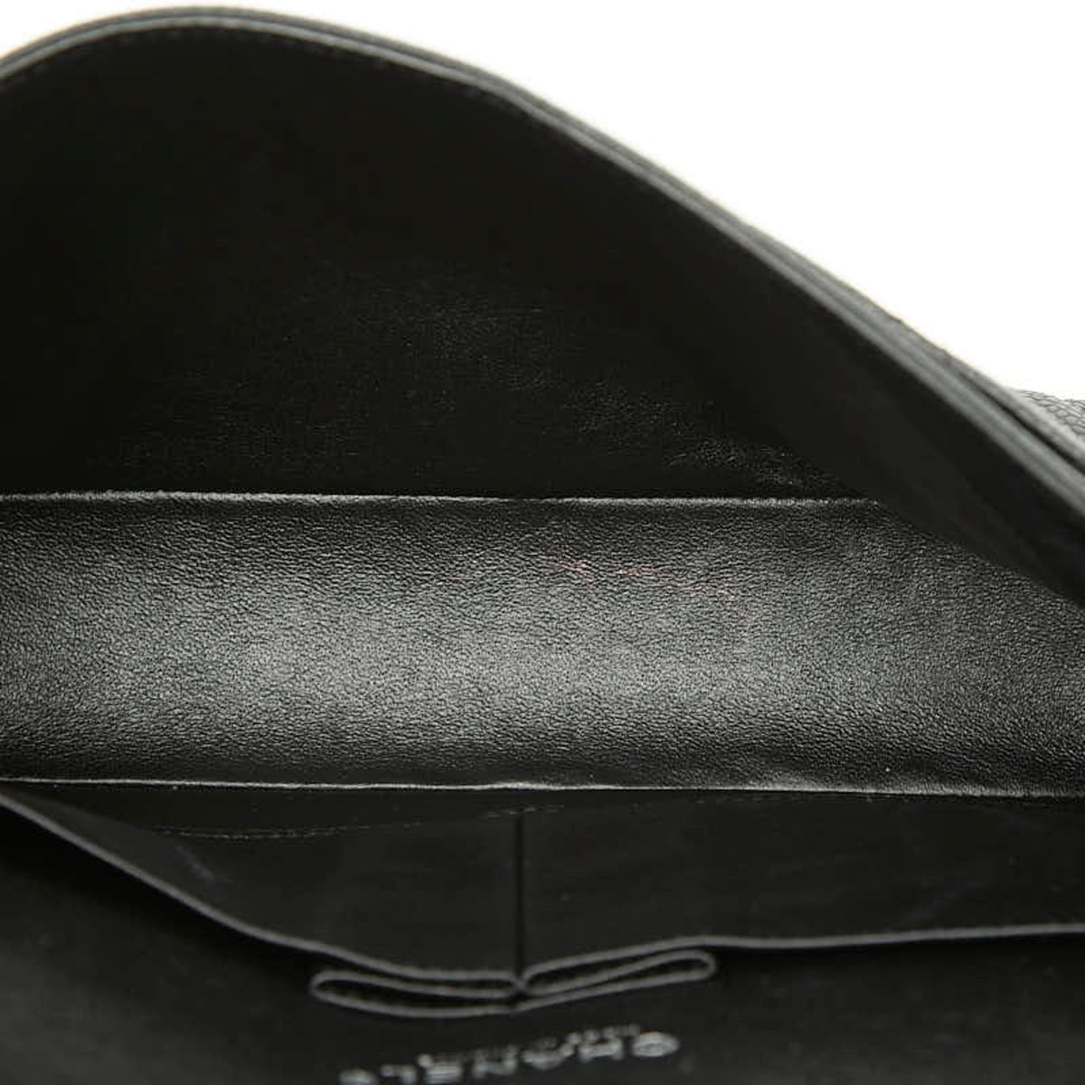 Chanel Black Grained Calfskin Shoulder Bag (Pre-Owned)