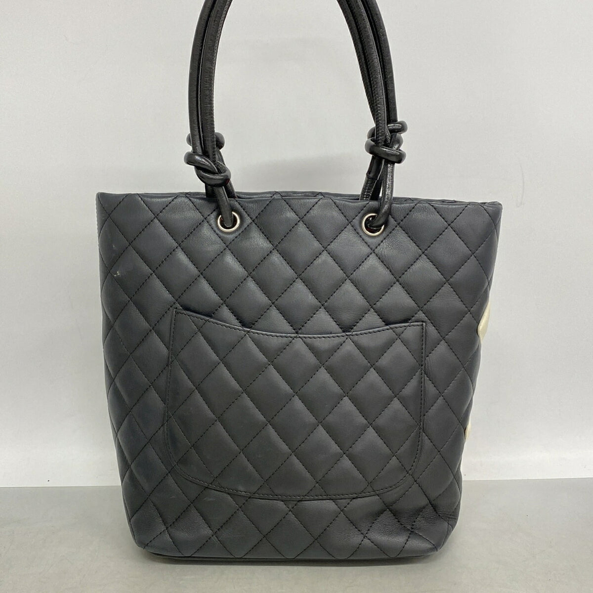 Chanel Black Leather Tote Bag (Pre-Owned)