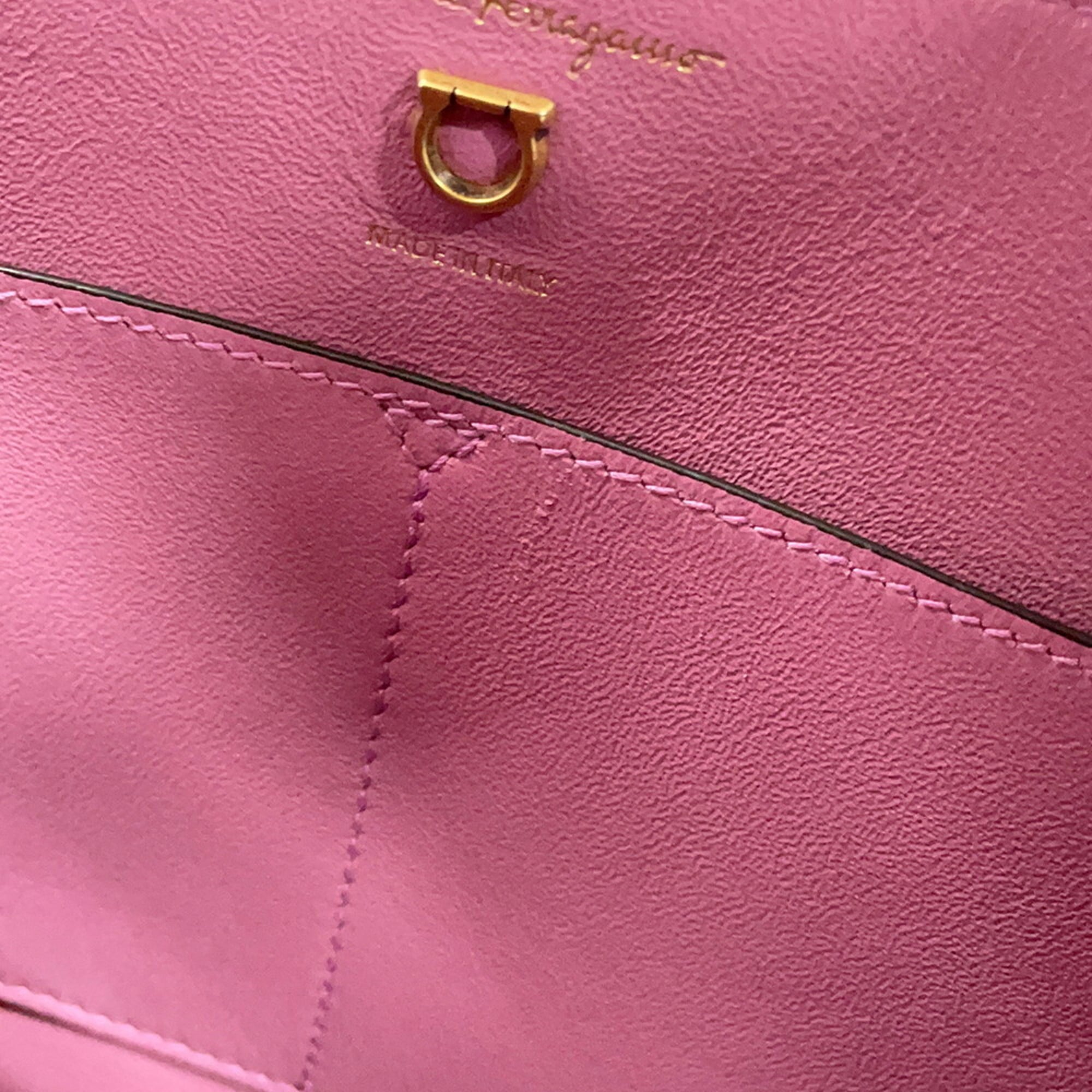 Salvatore Ferragamo Pink Yellow Leather Handbag (Pre-Owned)