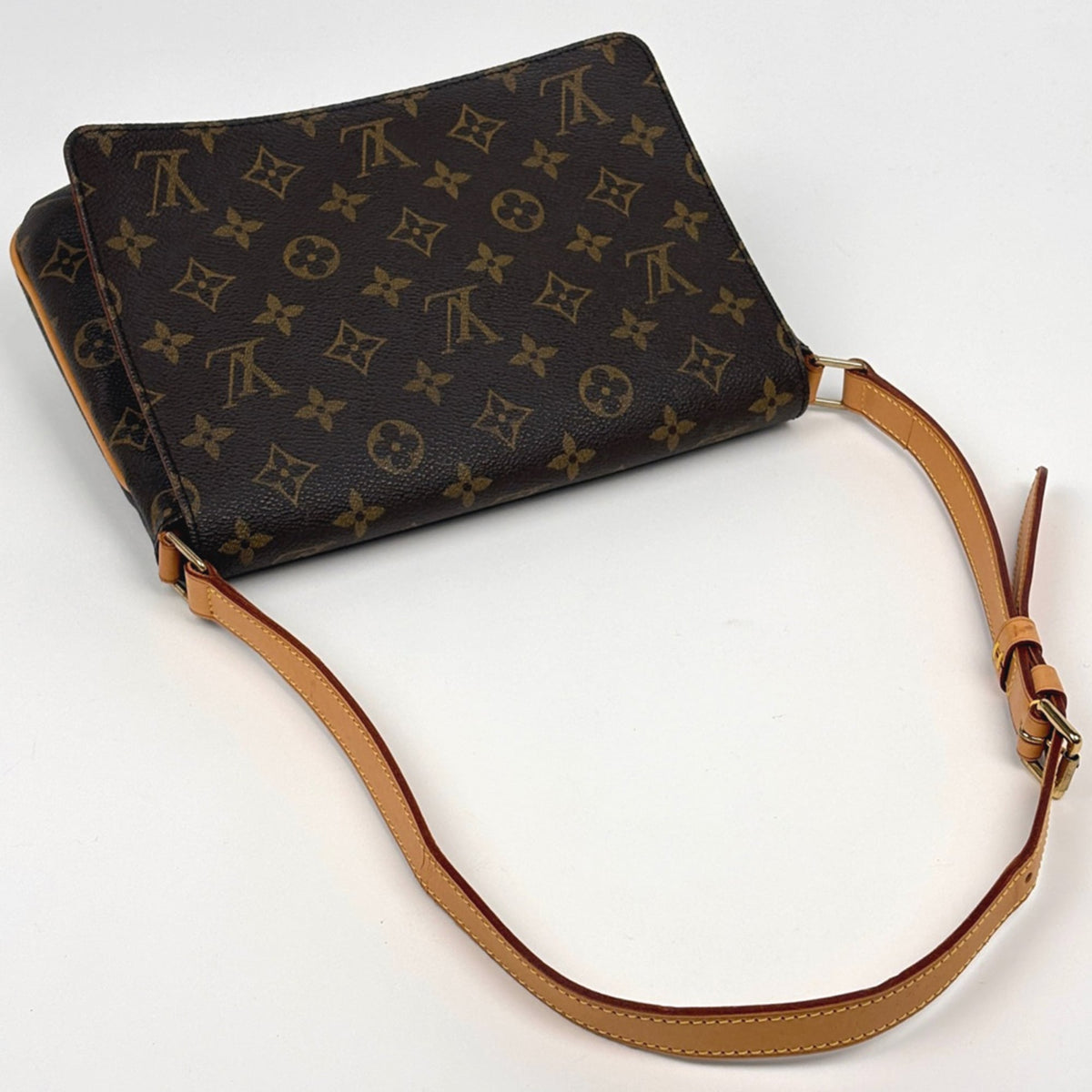 Louis Vuitton Brown Monogram Shoulder Bag (Pre-Owned)