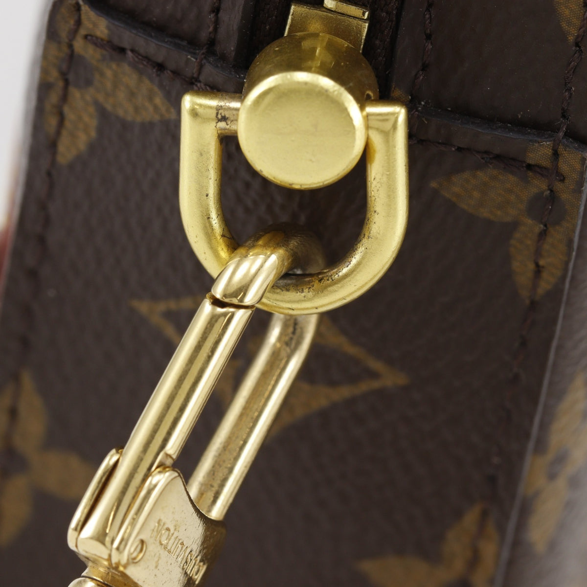 Louis Vuitton Brown Monogram Monogram Shoulder Bag (Pre-Owned)