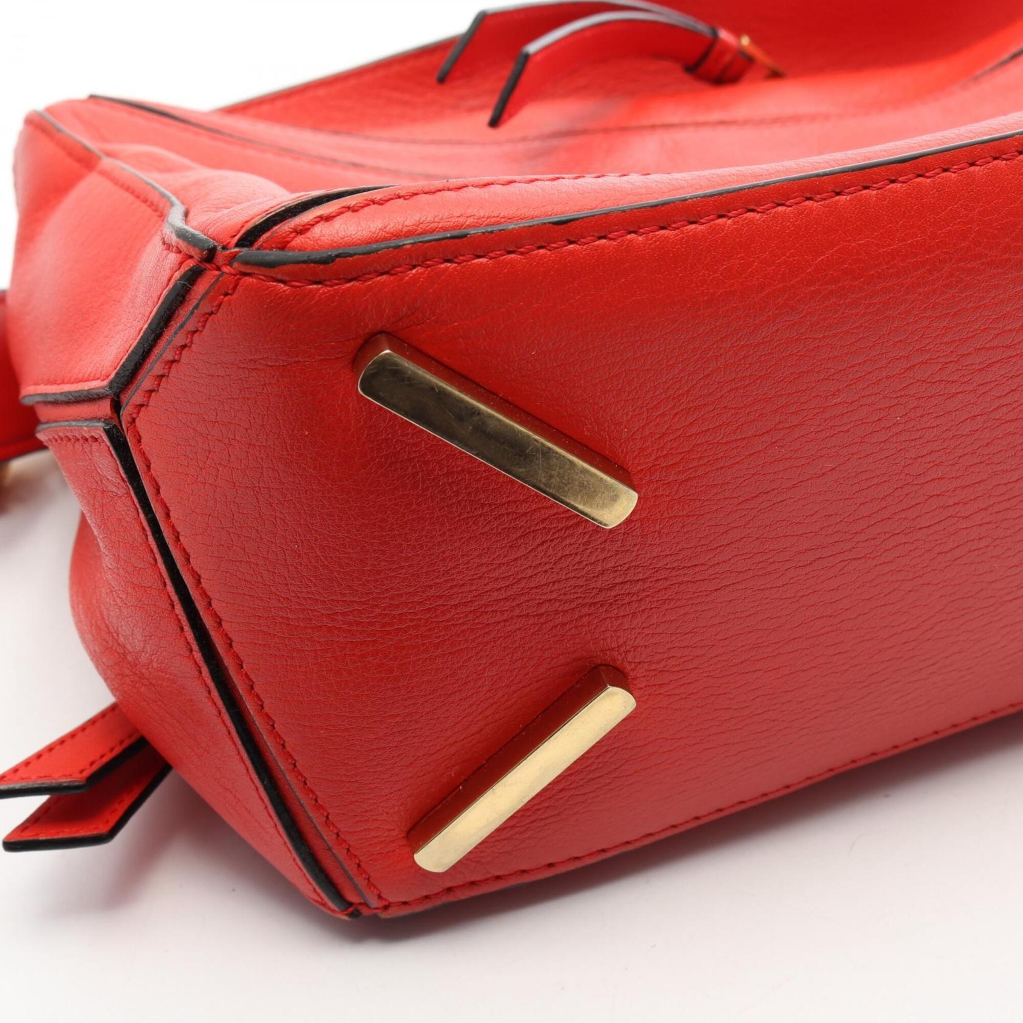 Loewe Red Color Leather Handbag (Pre-Owned)