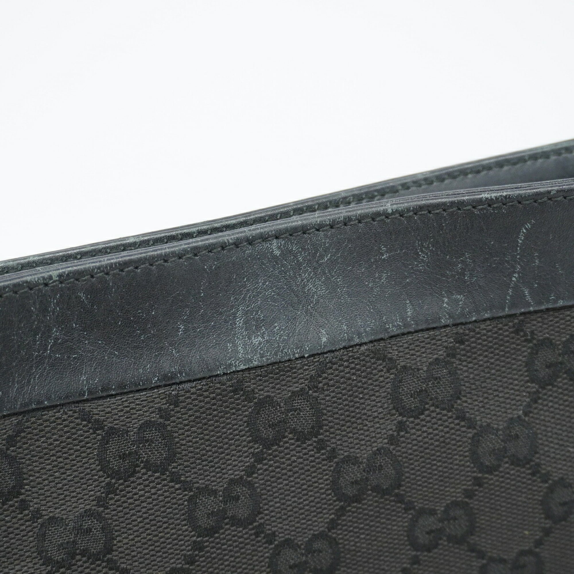 Gucci Black Canvas Shoulder Bag (Pre-Owned)
