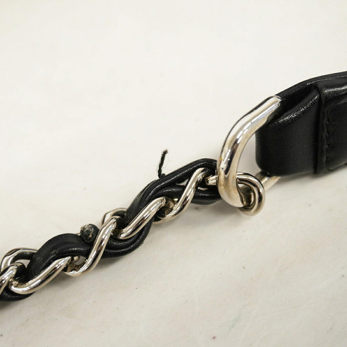 Chanel Black Grained Calfskin Shoulder Bag (Pre-Owned)