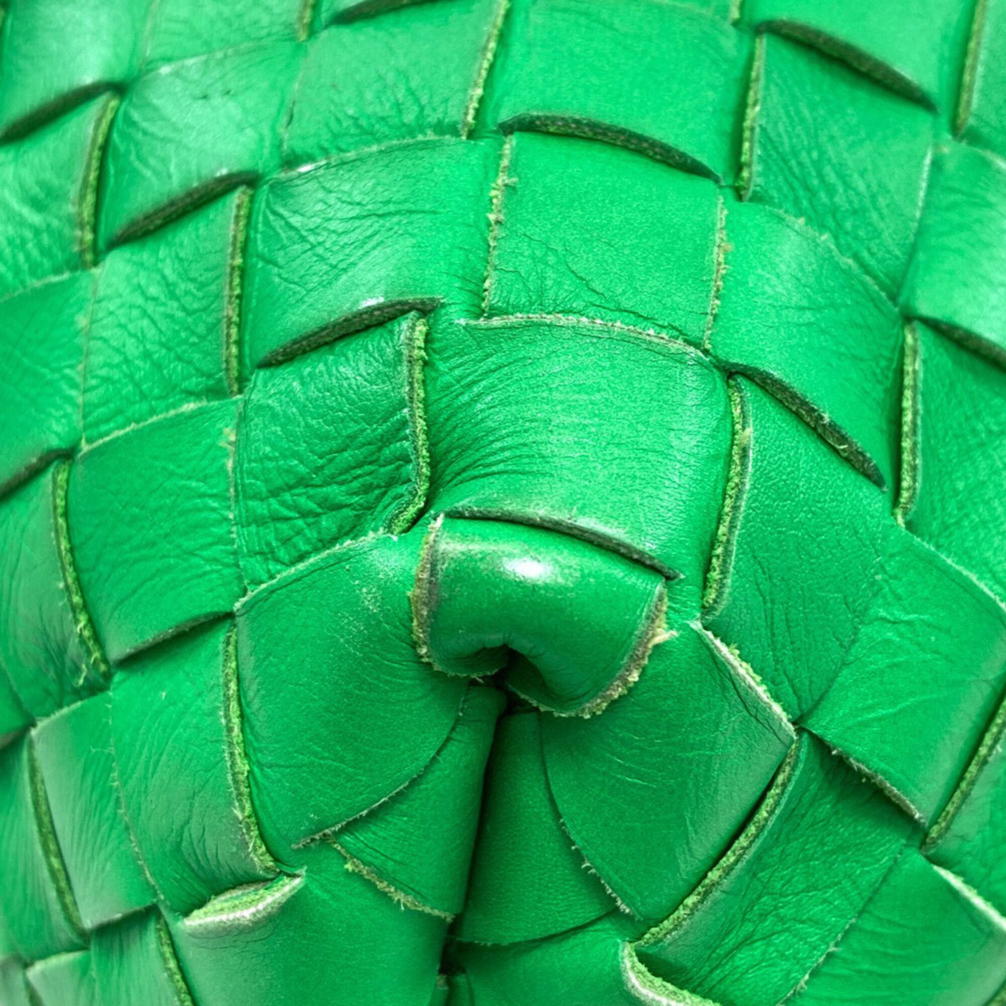 Bottega Veneta Green Leather Pouch Tote Bag (Pre-Owned)
