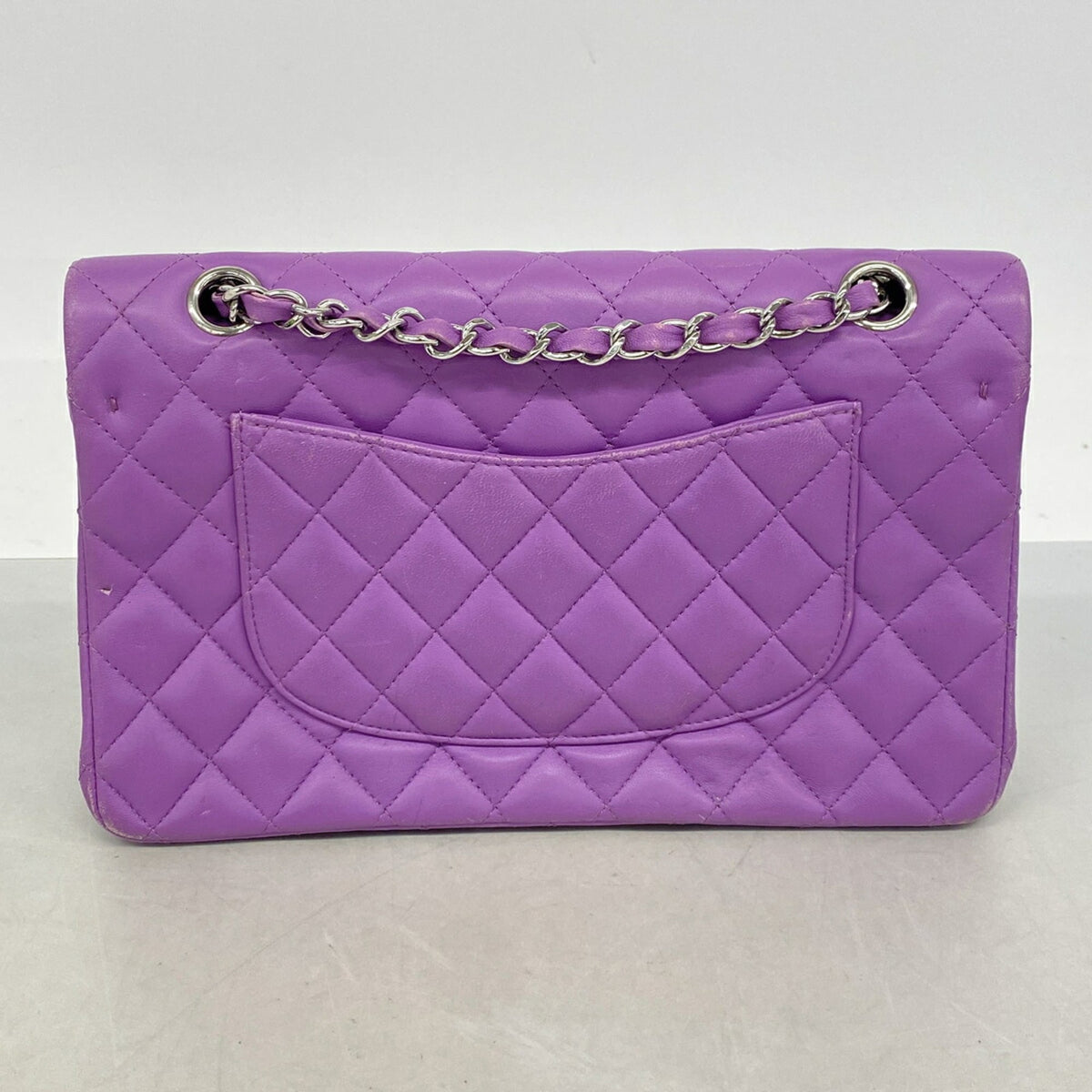 Chanel Purple Leather Shoulder Bag (Pre-Owned)