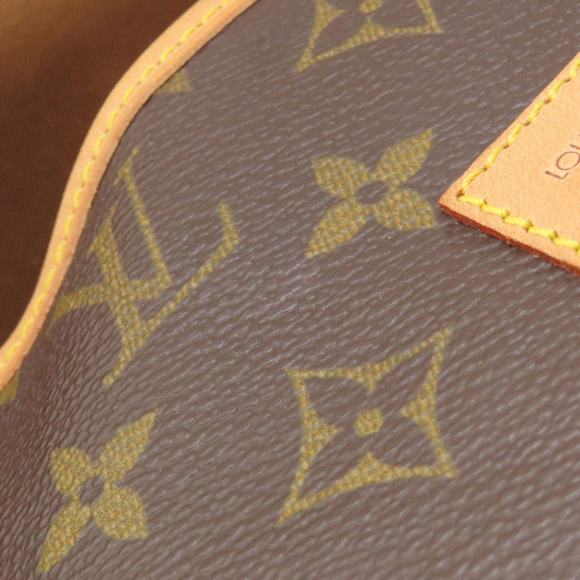 Louis Vuitton Monogram Monogram Shoulder Bag (Pre-Owned)