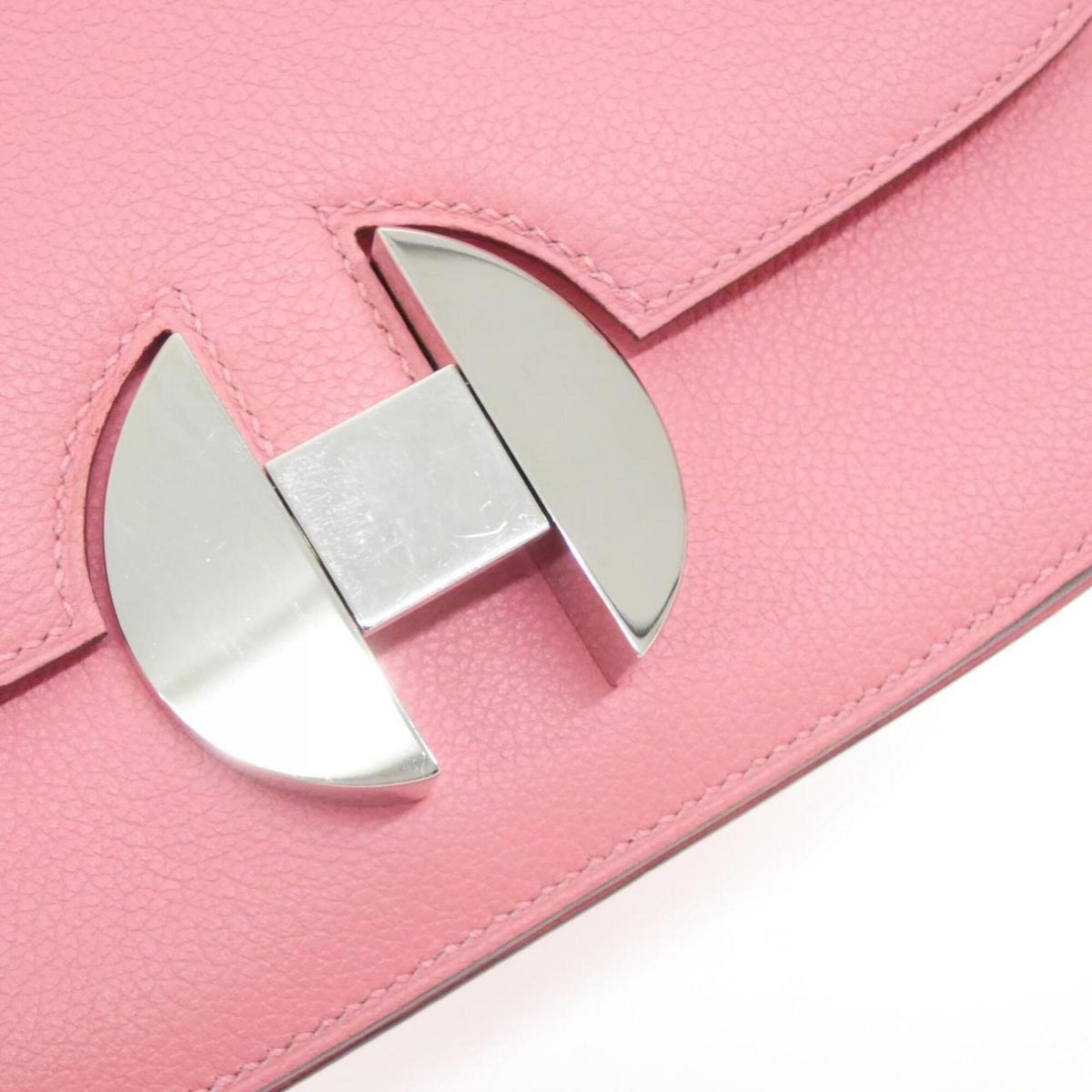 Hermes Pink Shoulder Bag (Pre-Owned)