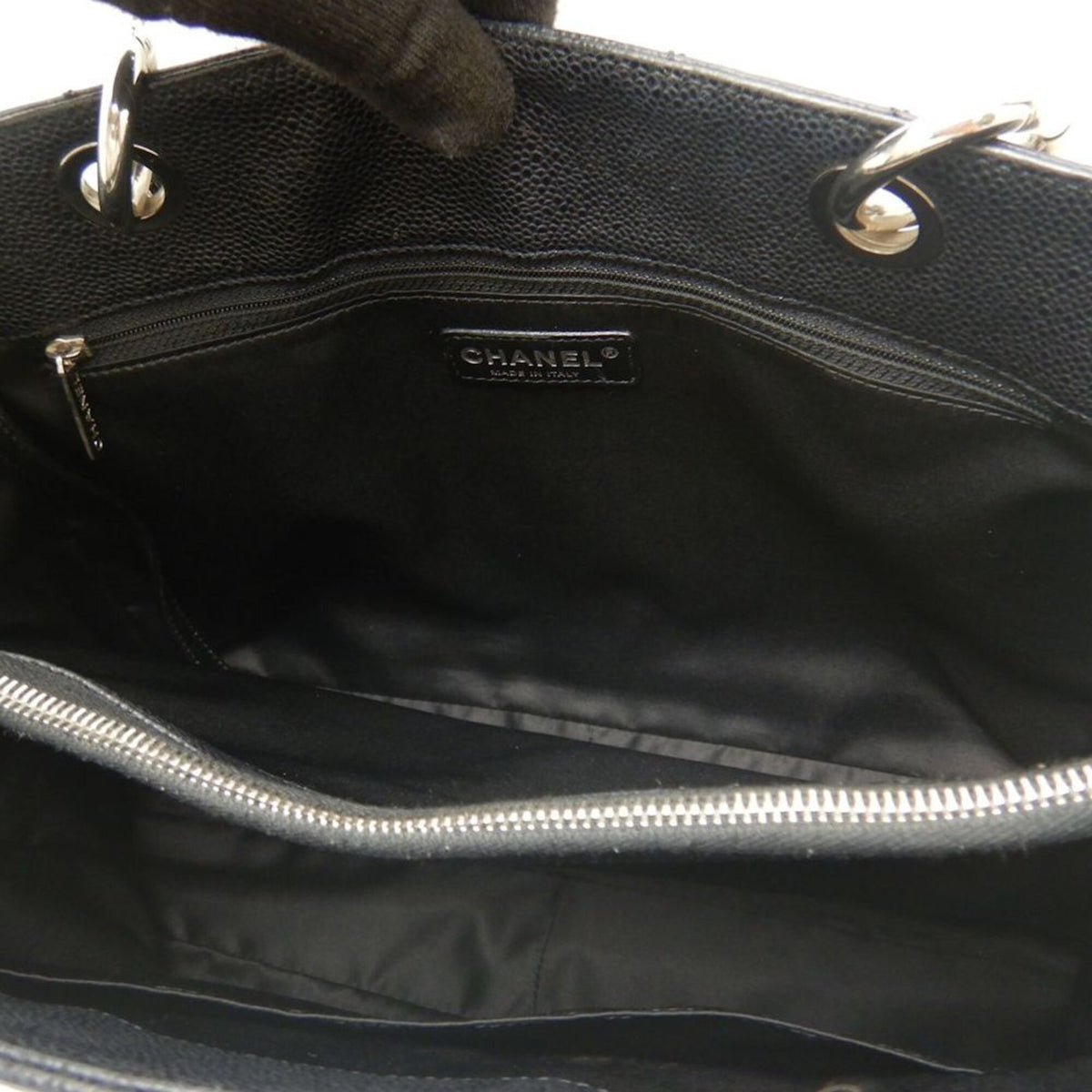 Chanel Black Grained Calfskin Tote Bag (Pre-Owned)
