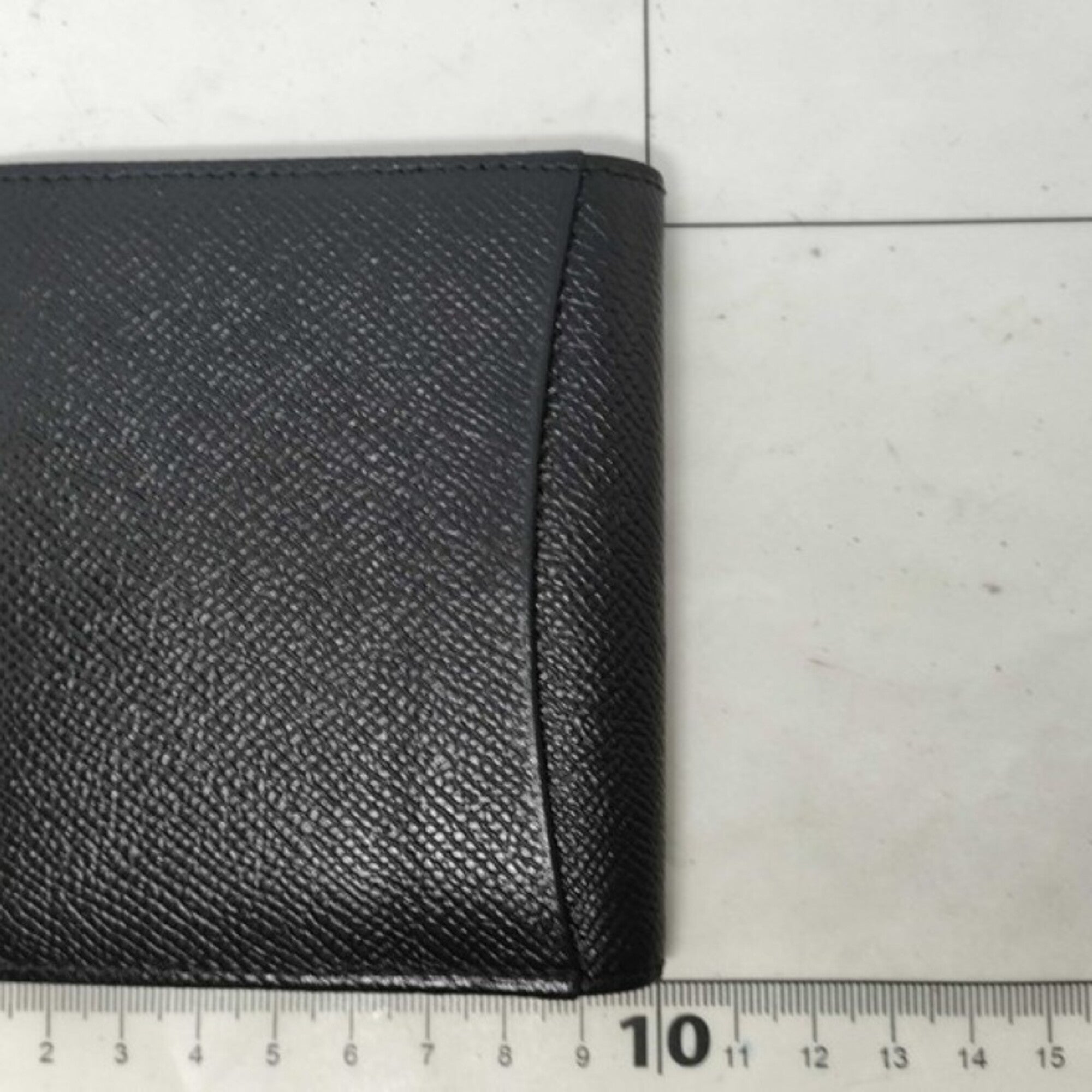 Bvlgari Black Leather Wallet (Bi-Fold) (Pre-Owned)