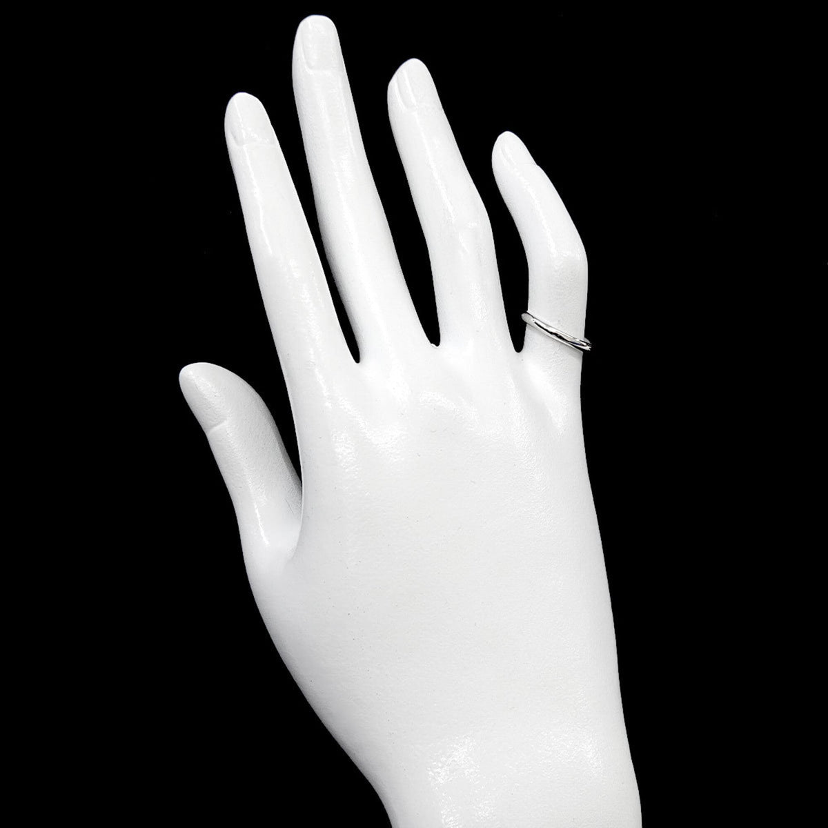 Van Cleef & Arpels Platinum 950 Band Ring (Pre-Owned)