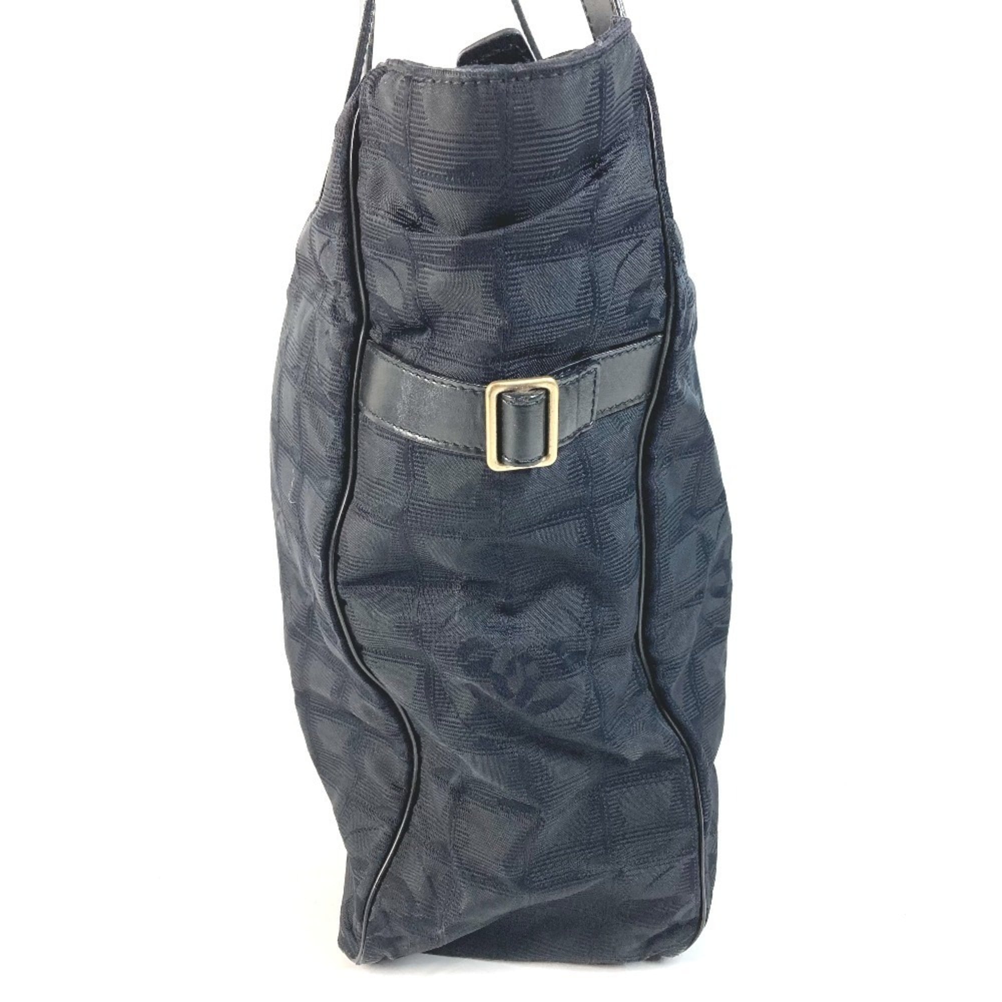 Chanel Black Nylon Leather Shoulder Bag Tote Bag (Pre-Owned)
