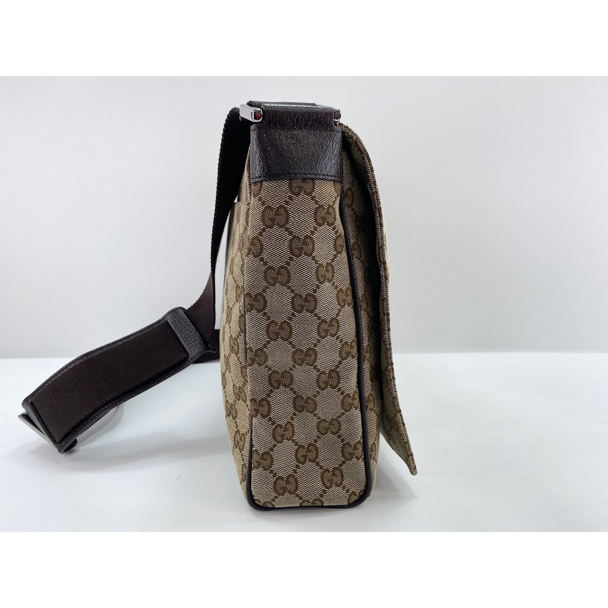 Gucci Brown Shoulder Bag (Pre-Owned)