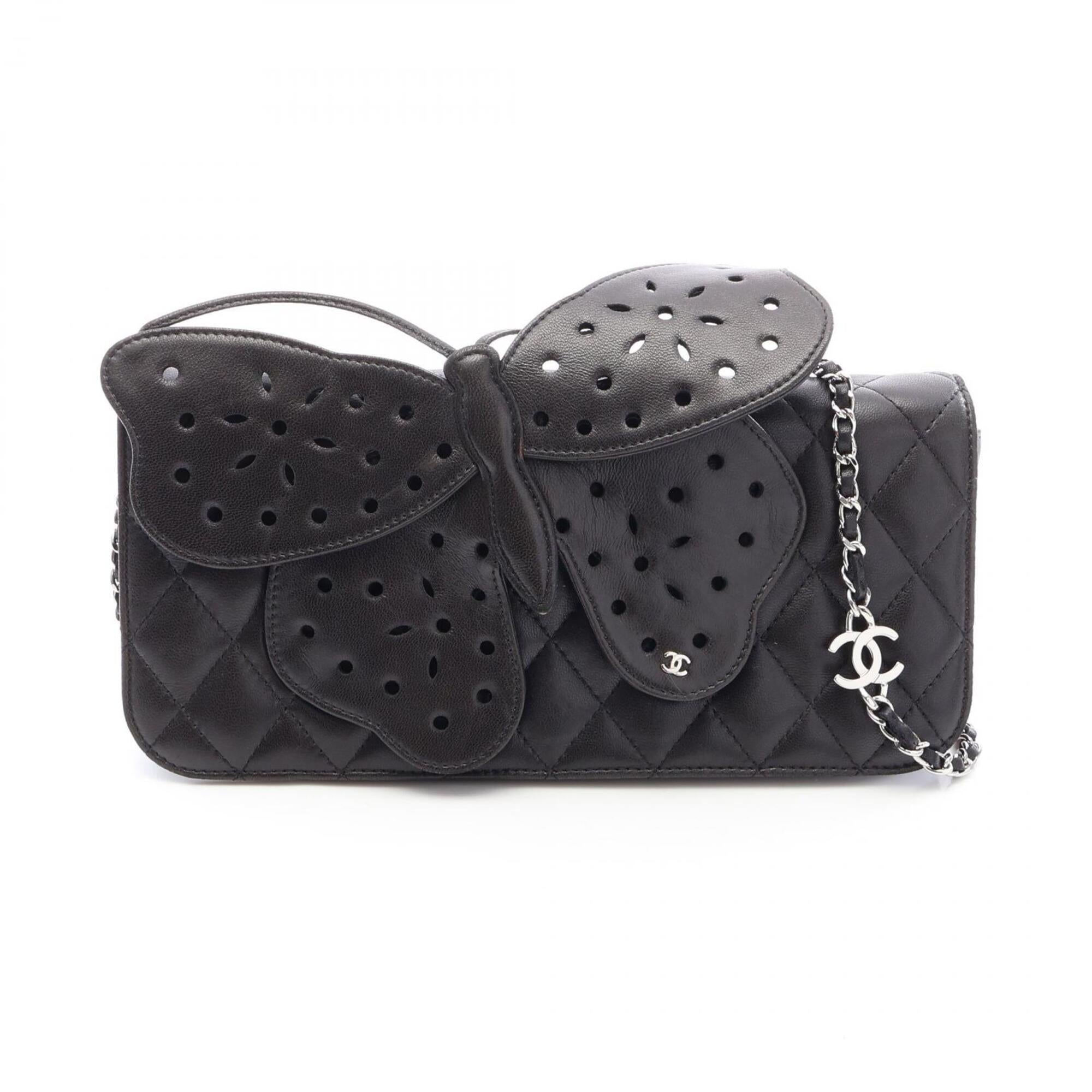 Chanel Black Handbag Shoulder Bag (Pre-Owned)