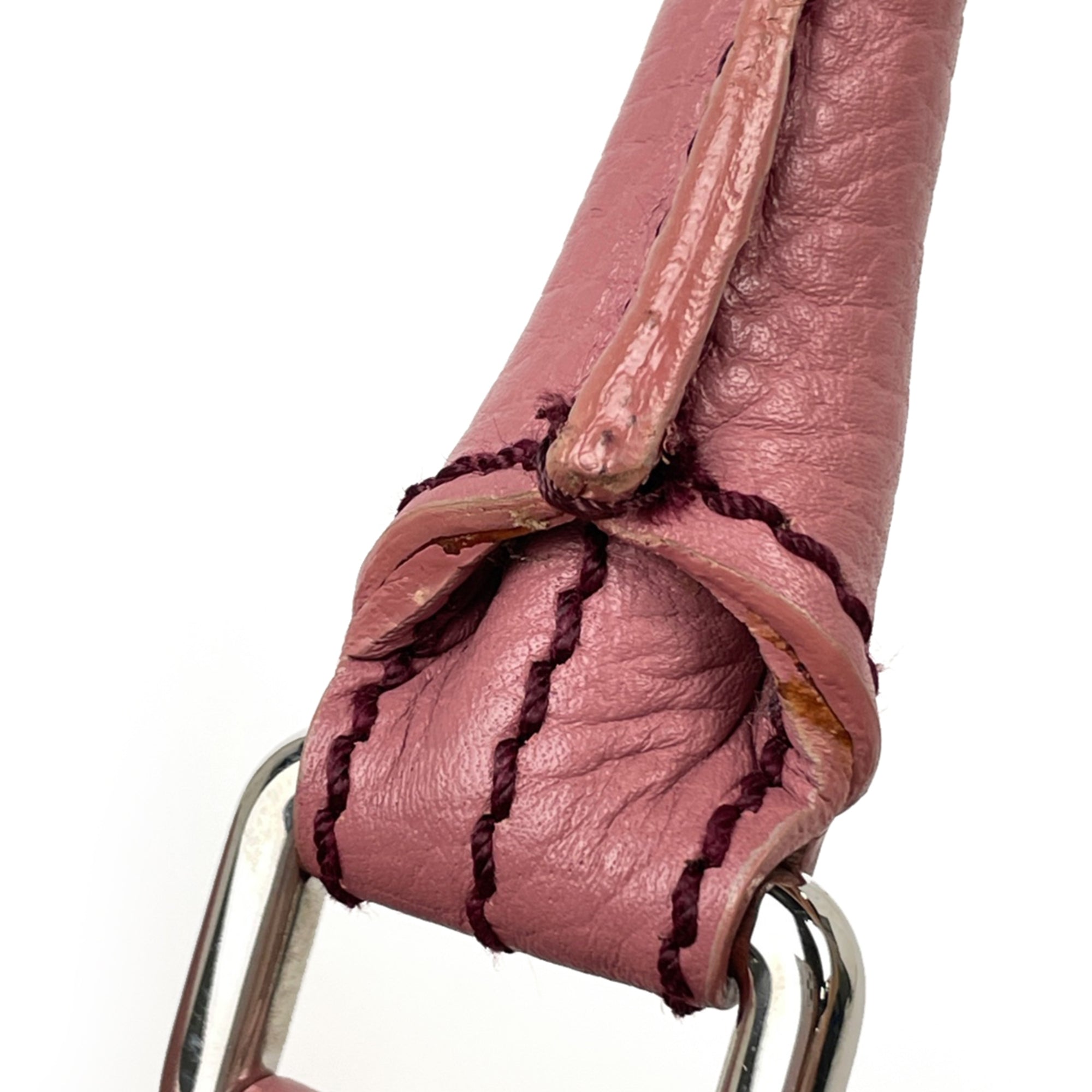 Chanel Pink Leather Handbag (Pre-Owned)