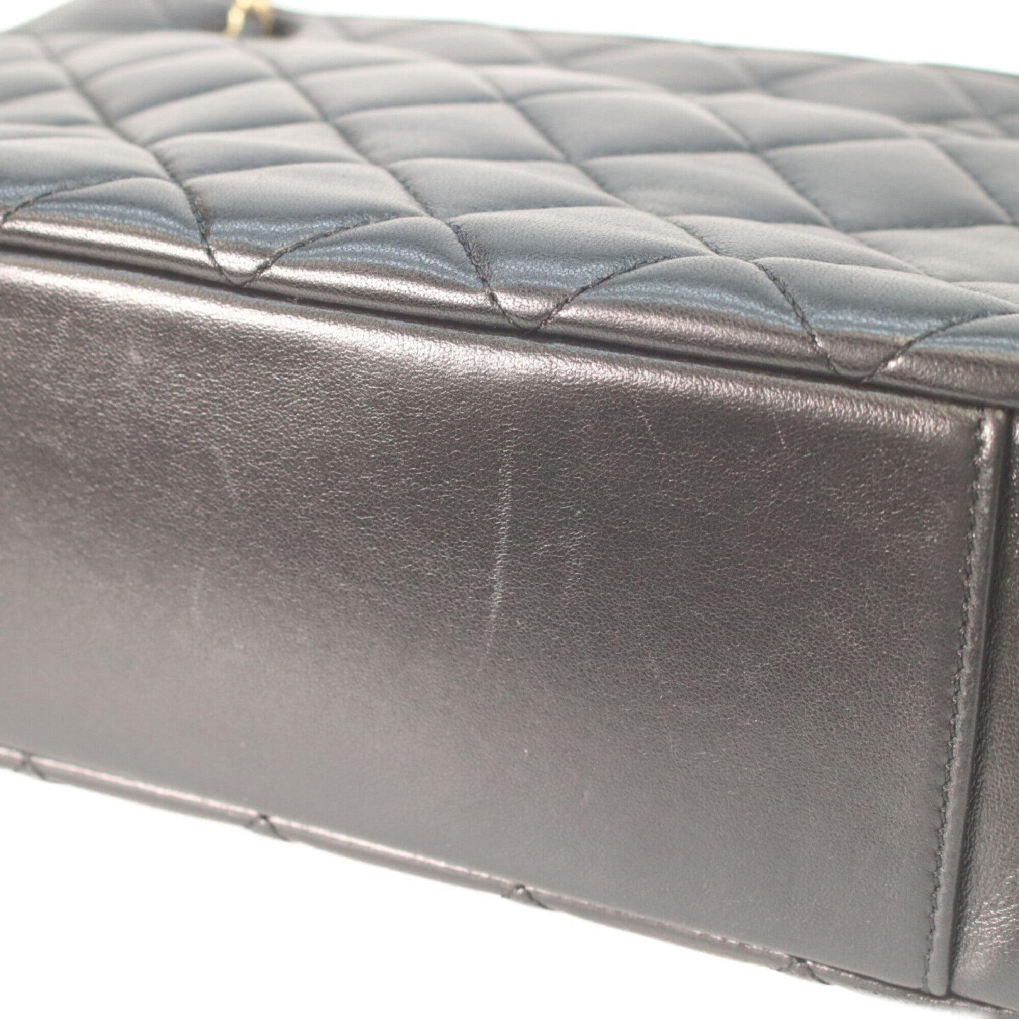 Chanel Black Leather Tote Bag (Pre-Owned)