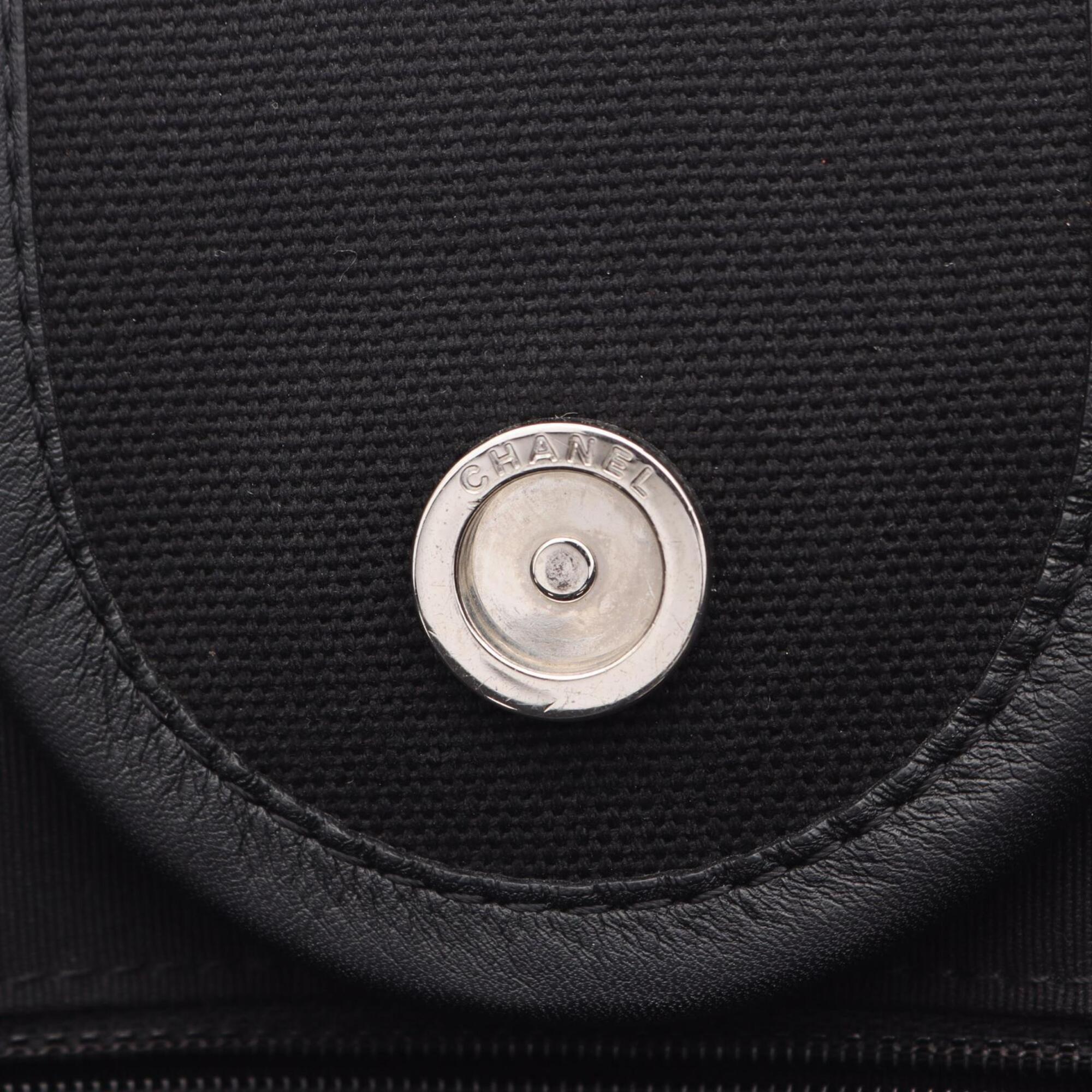 Chanel Black White Canvas Leather Handbag Pouch Tote Bag (Pre-Owned)