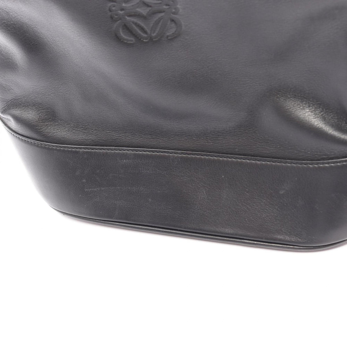 Loewe Black Leather Handbag (Pre-Owned)