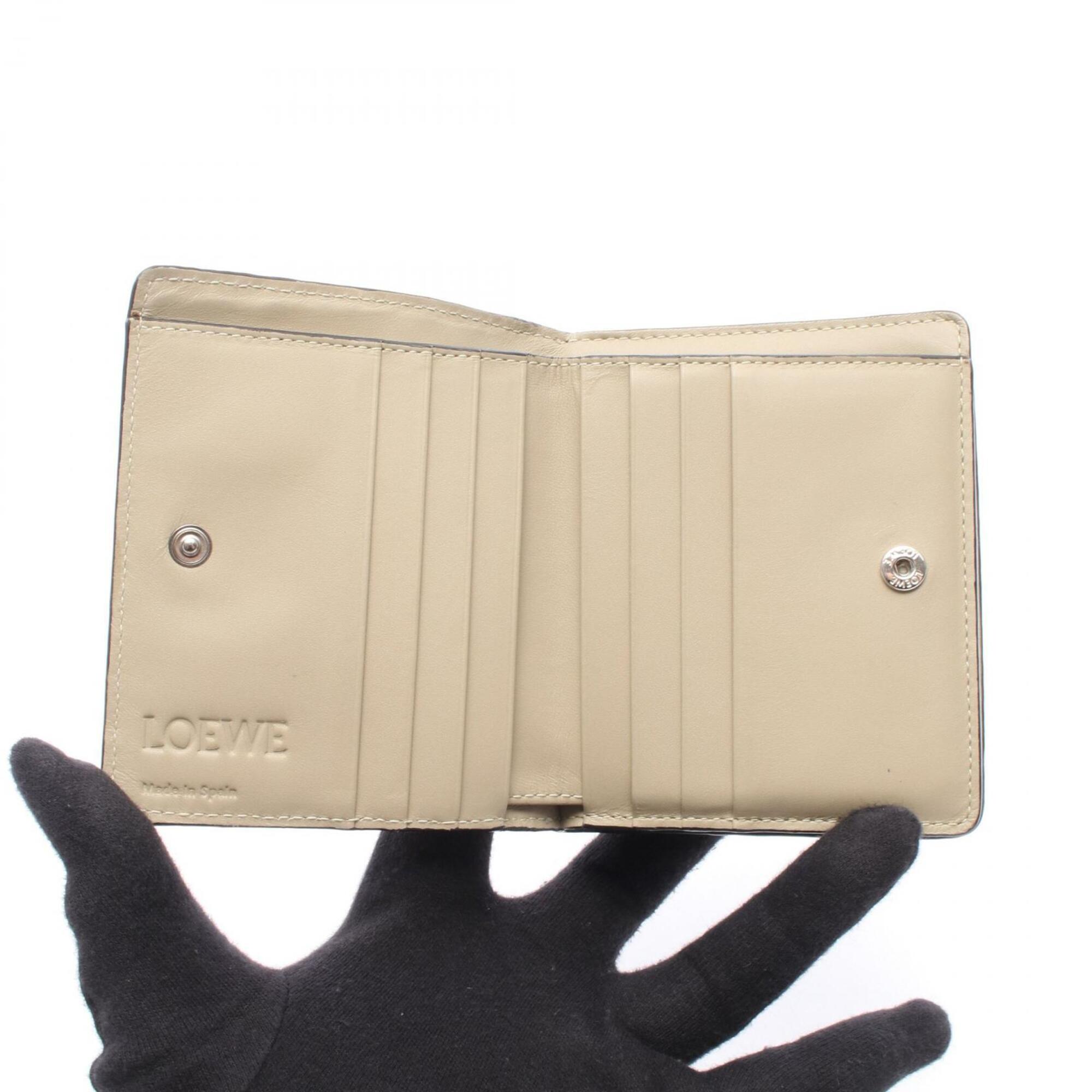 Loewe Beige Leather Wallet (Bi-Fold) (Pre-Owned)