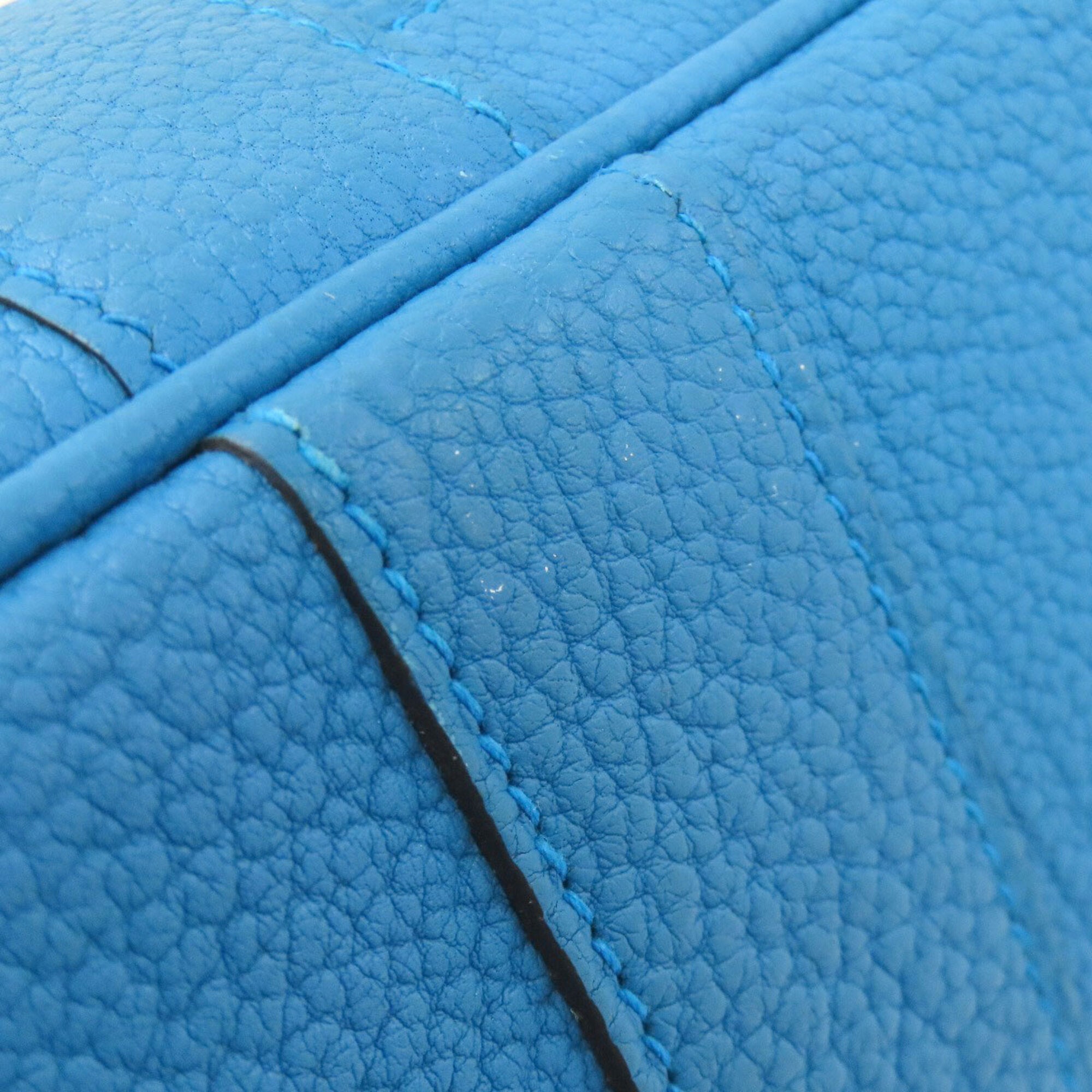 Hermes Blue Negonda Leather Handbag (Pre-Owned)
