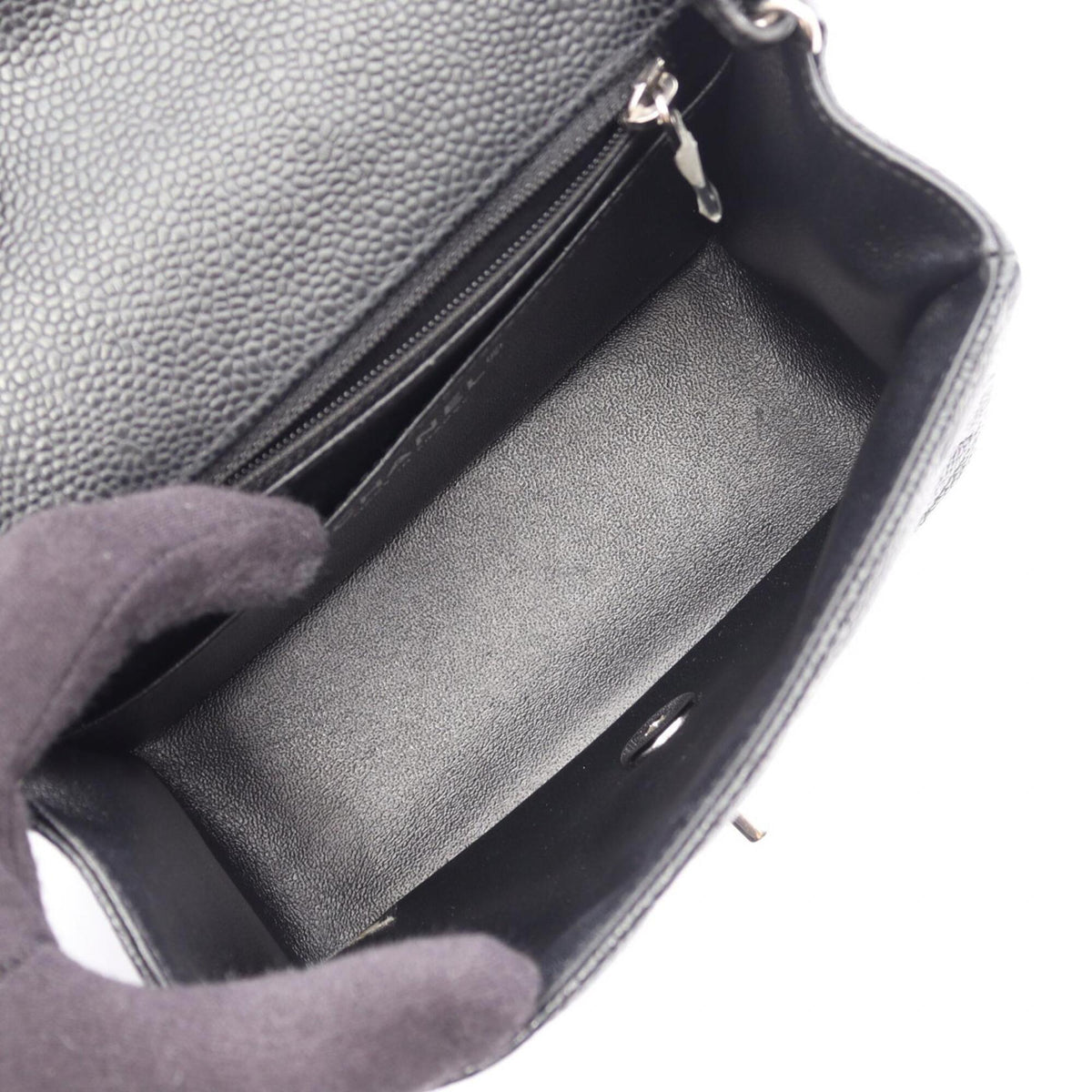 Chanel Black Grained Calfskin Handbag Shoulder Bag (Pre-Owned)
