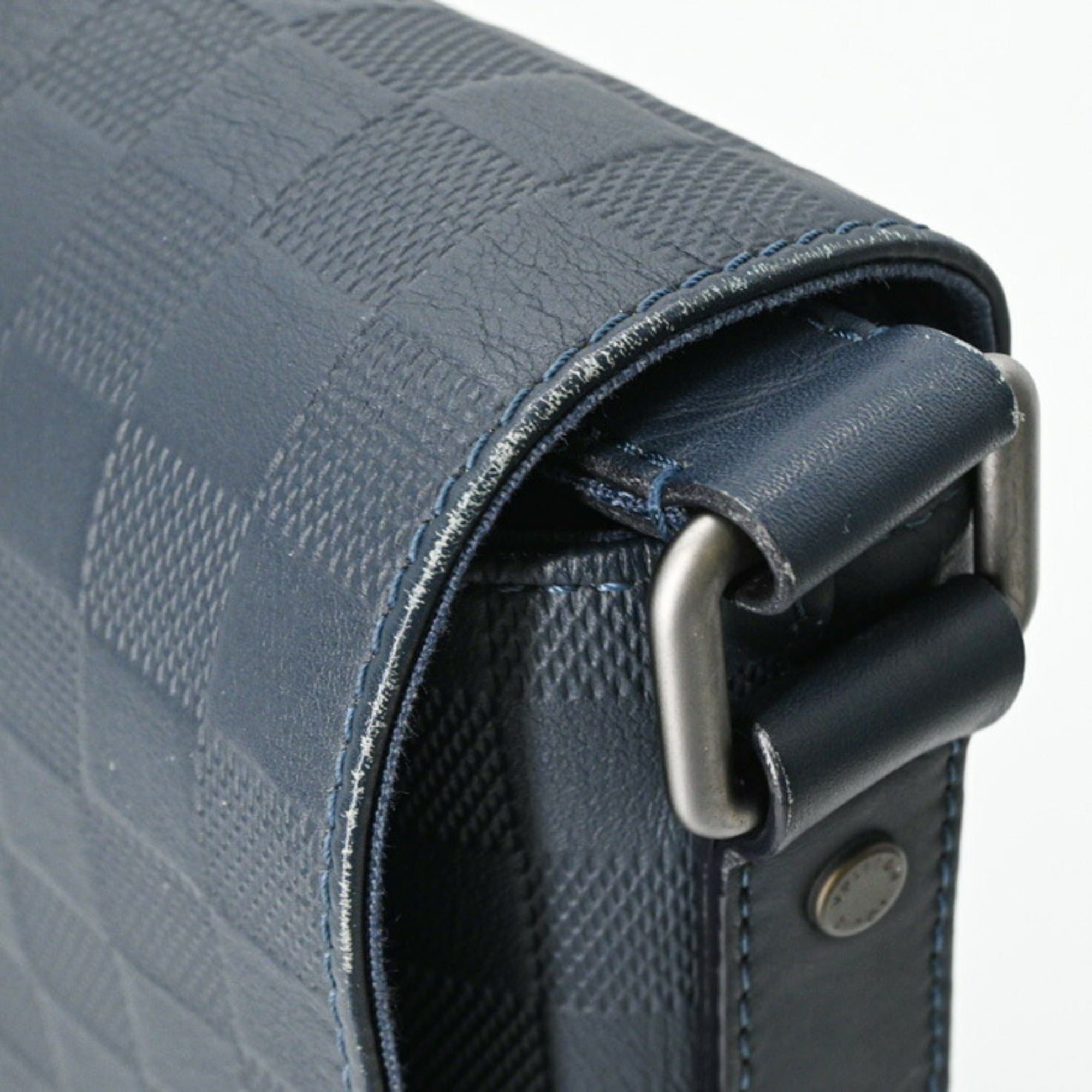 Louis Vuitton Infini Navy Damier Infini Shoulder Bag (Pre-Owned)