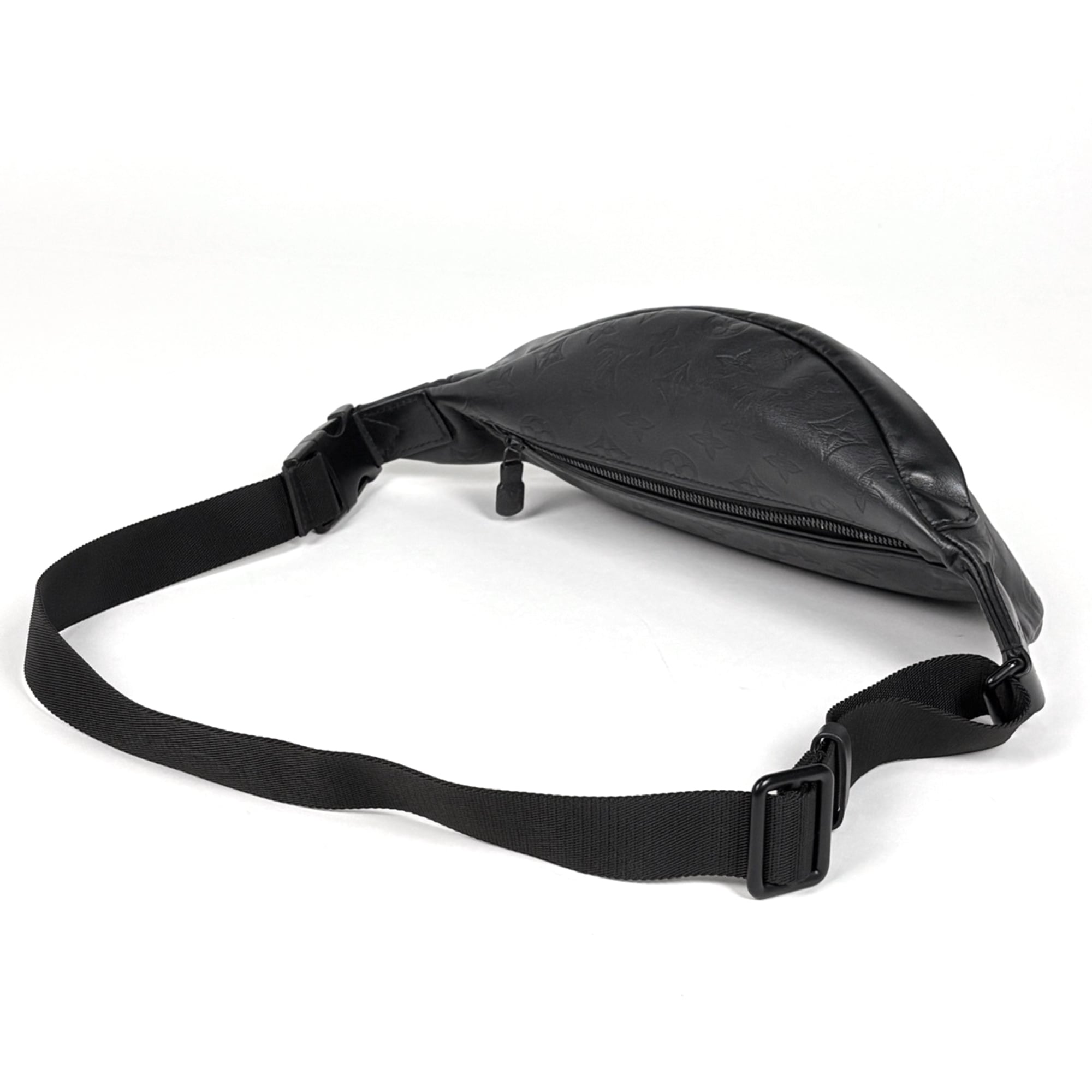 Louis Vuitton Monogram Shadow Black Noir Leather Fanny Pack Sling Bag (Pre-Owned)