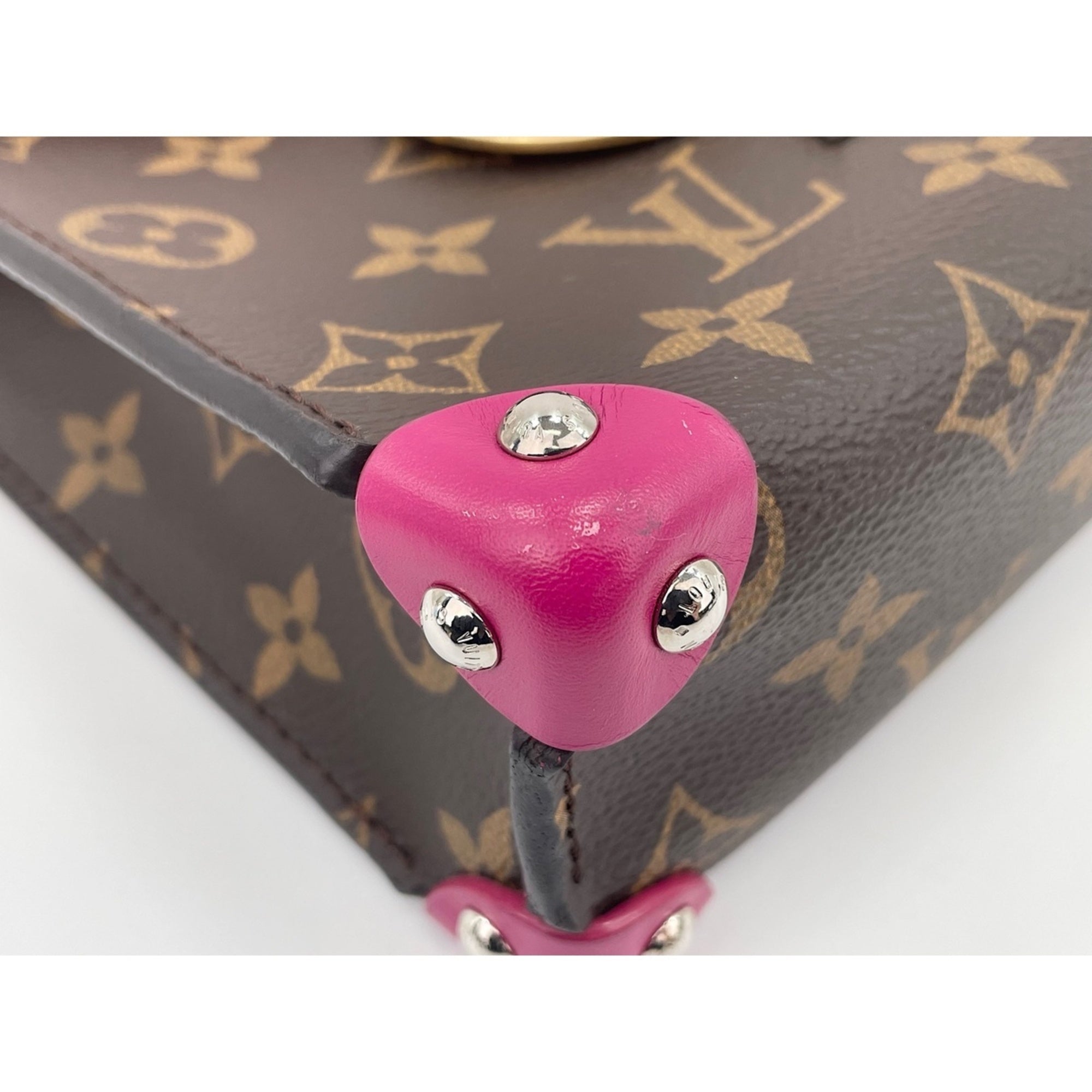 Louis Vuitton Multi-Color Pochette Shoulder Bag (Pre-Owned)