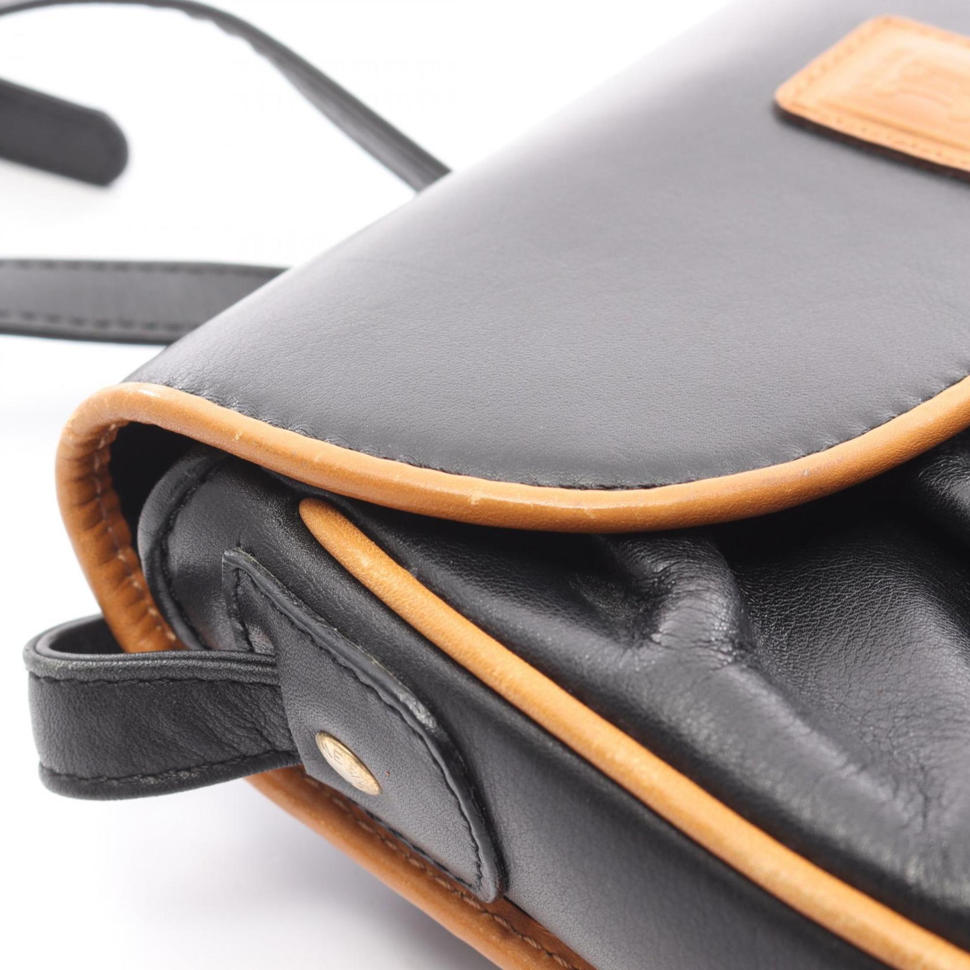 Celine Black Leather Shoulder Bag (Pre-Owned)