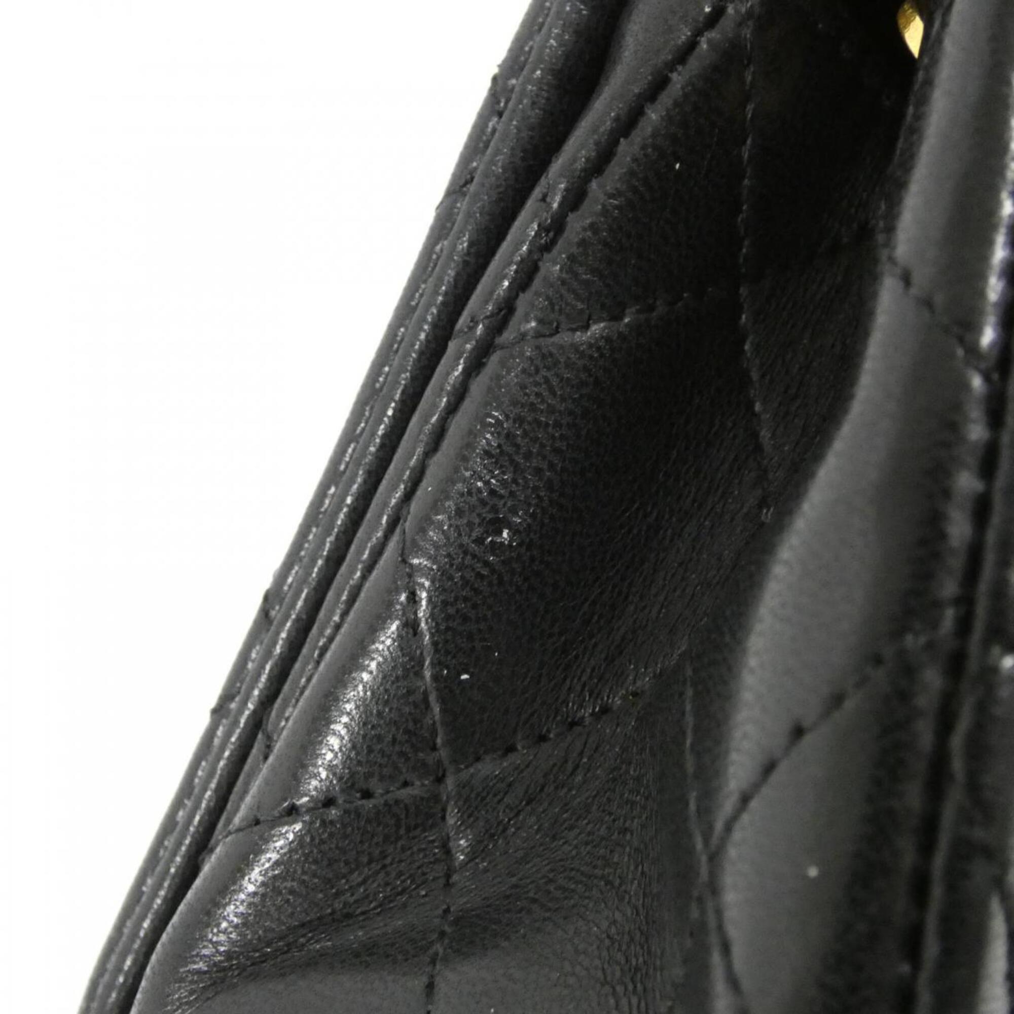 Chanel Black Leather Shoulder Bag (Pre-Owned)