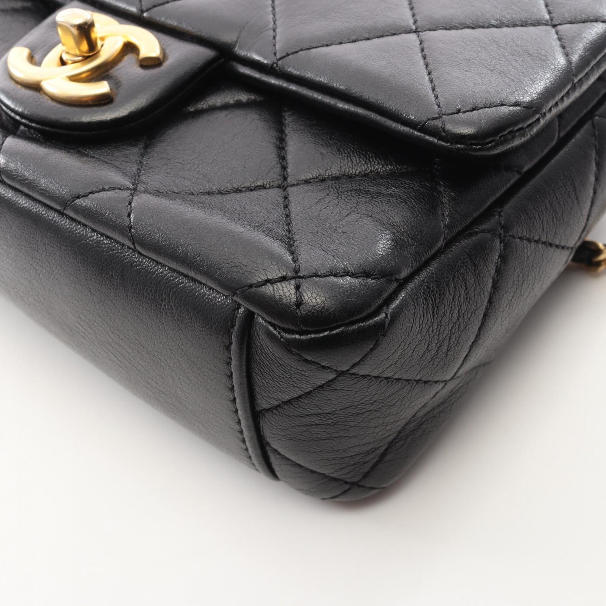 Chanel Black Leather Handbag Shoulder Bag (Pre-Owned)