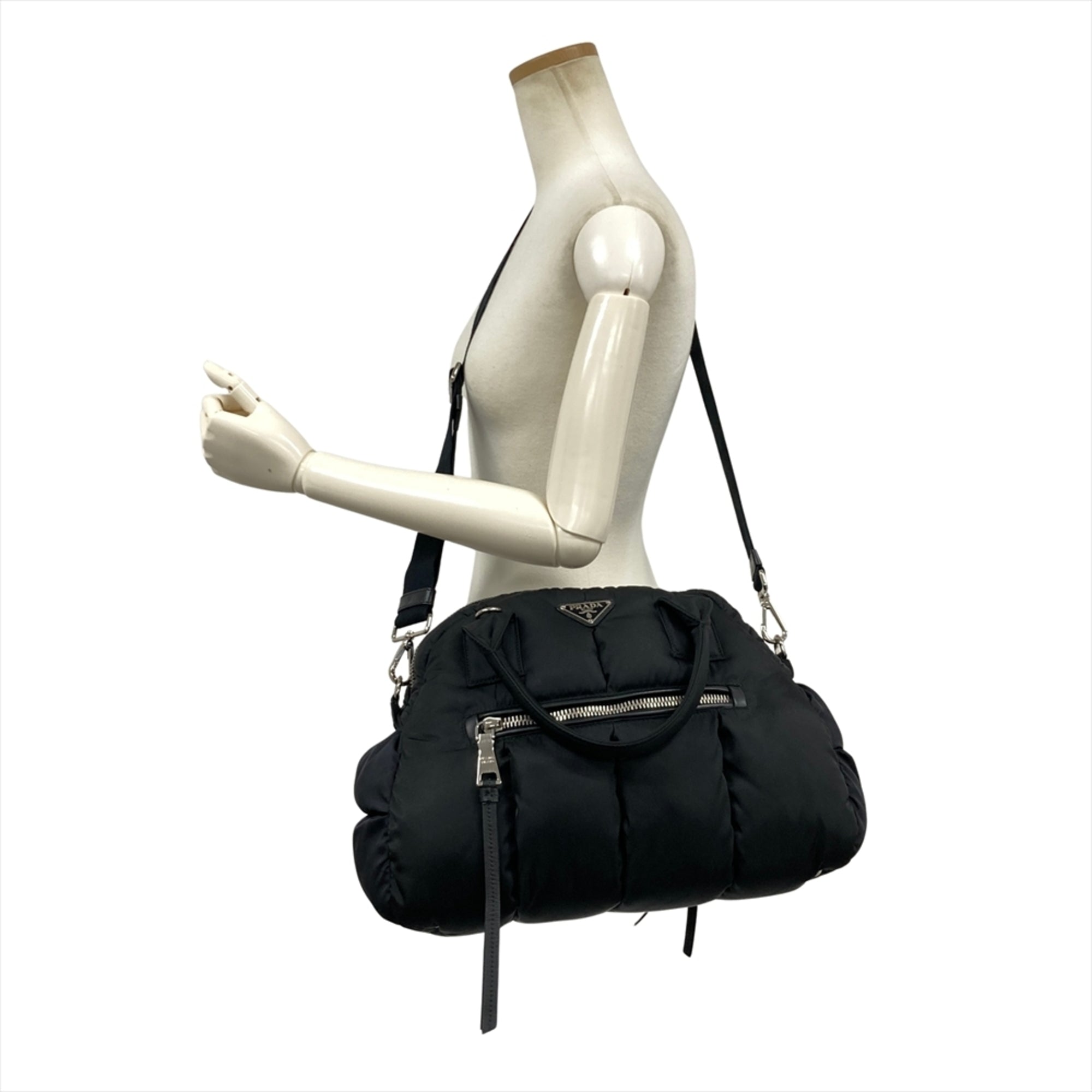 Prada Black Nylon Handbag Shoulder Bag (Pre-Owned)