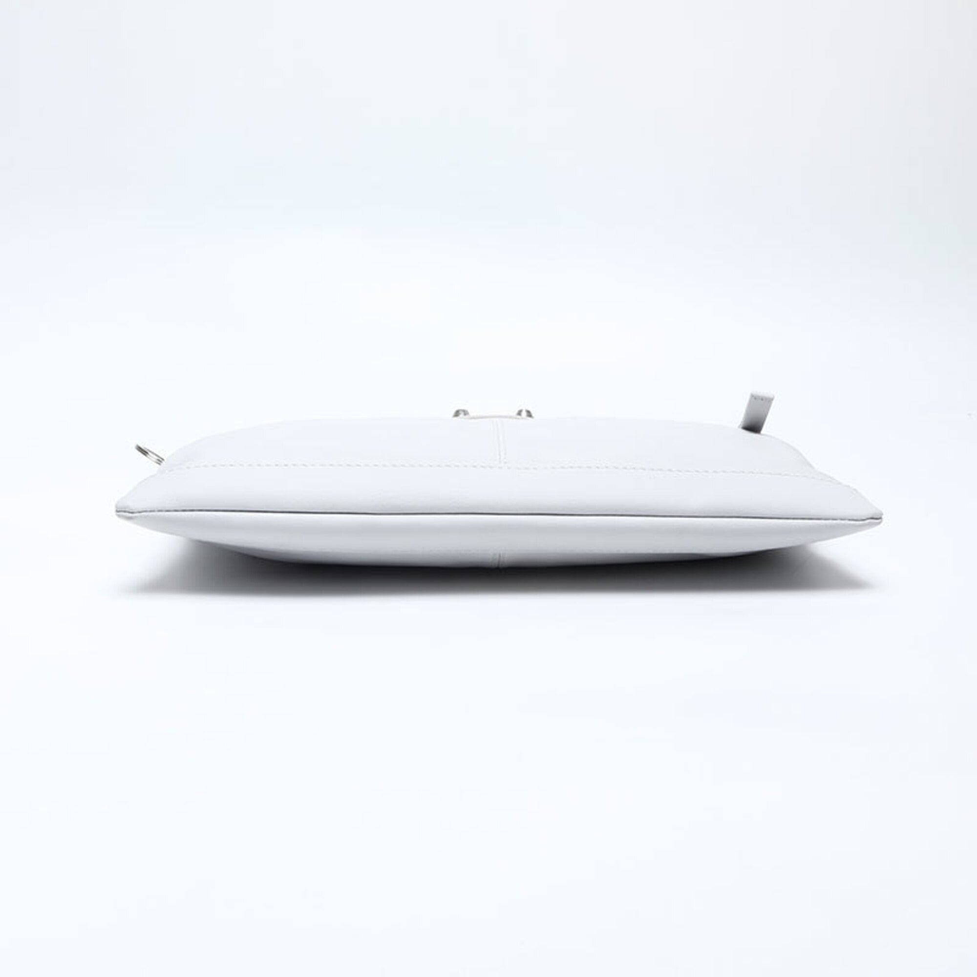 Balenciaga White Leather Clutch Bag (Pre-Owned)