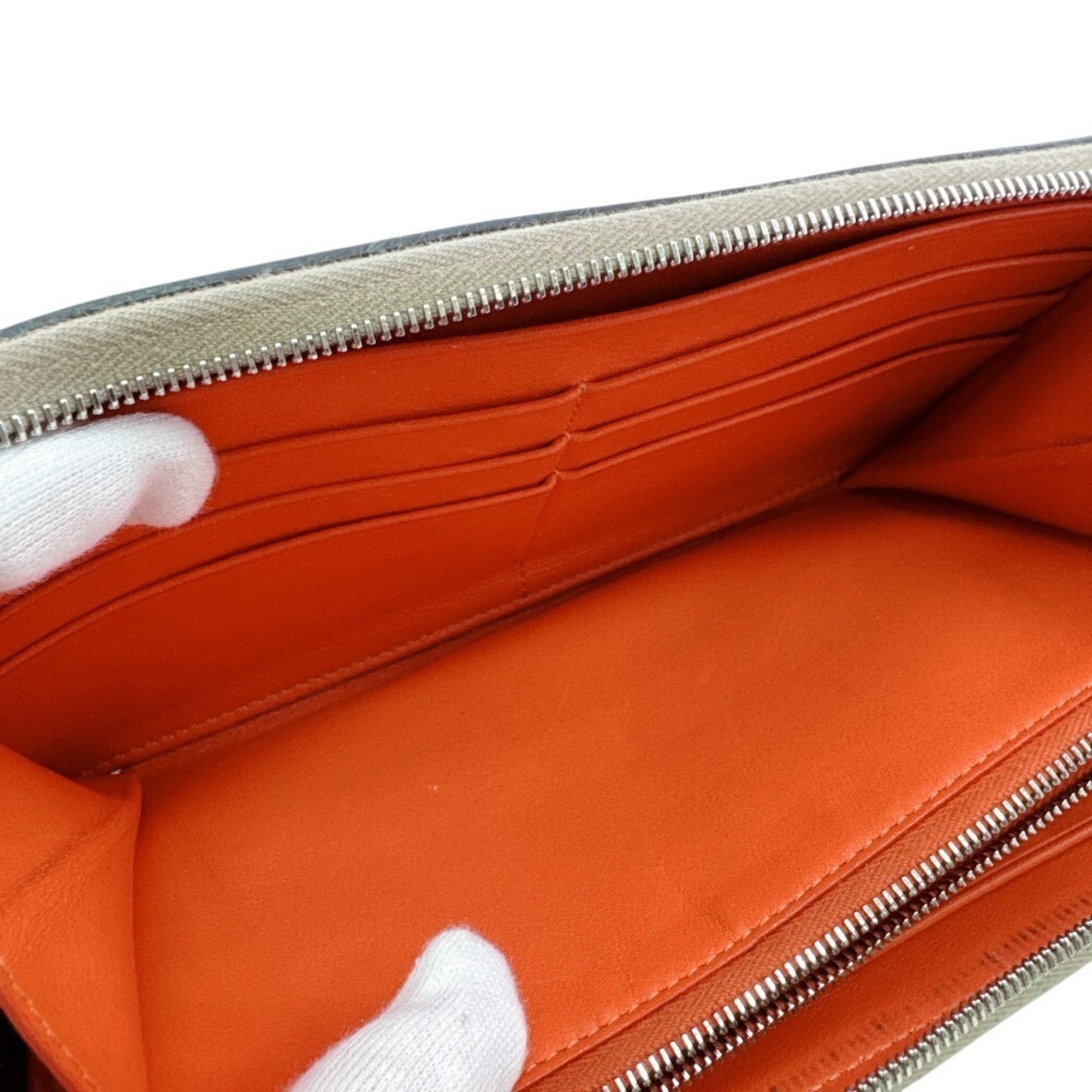 Celine Beige Leather Long Wallet (Bi-Fold) (Pre-Owned)