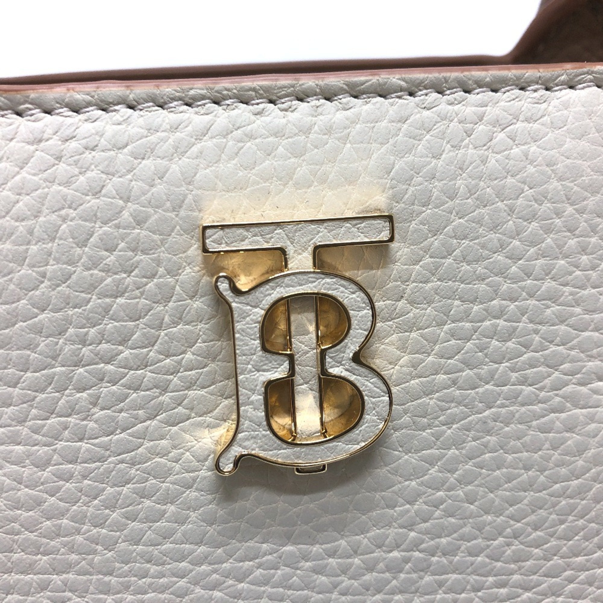Burberry White Leather Handbag (Pre-Owned)