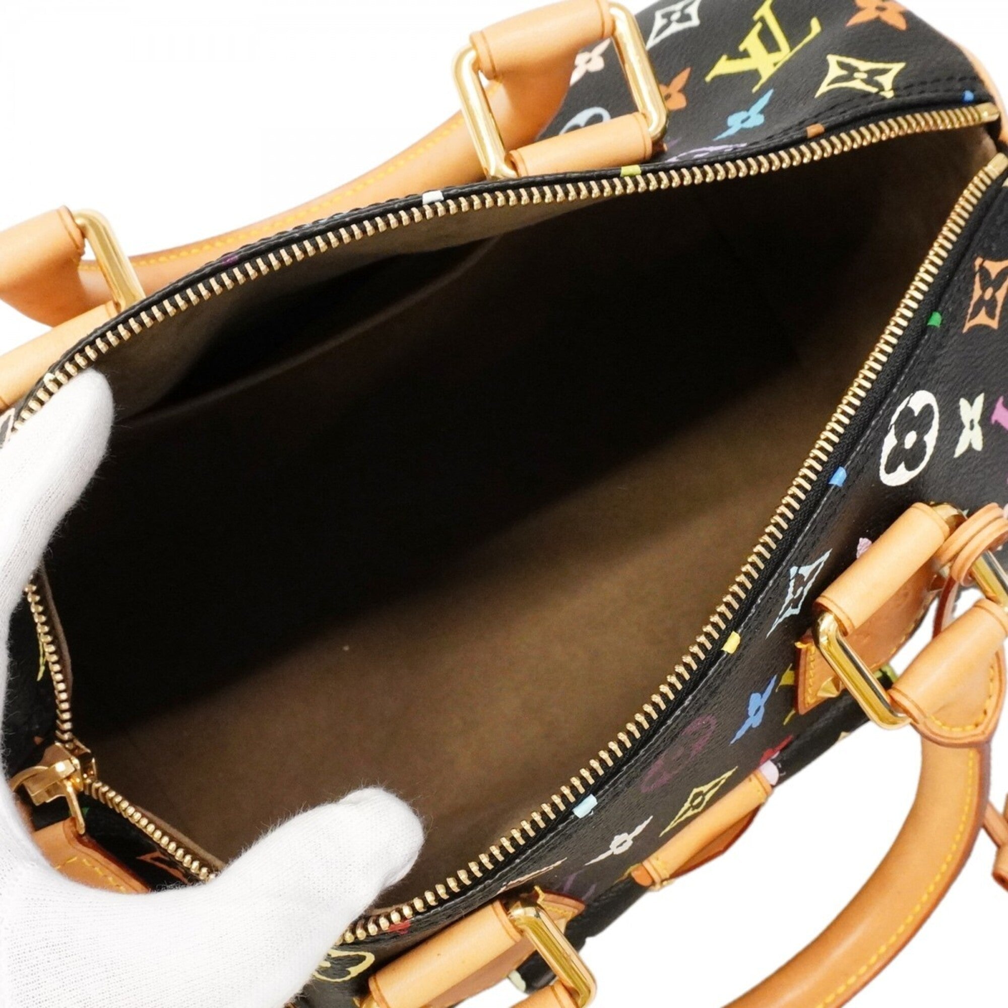 Louis Vuitton Noir Handbag (Pre-Owned)